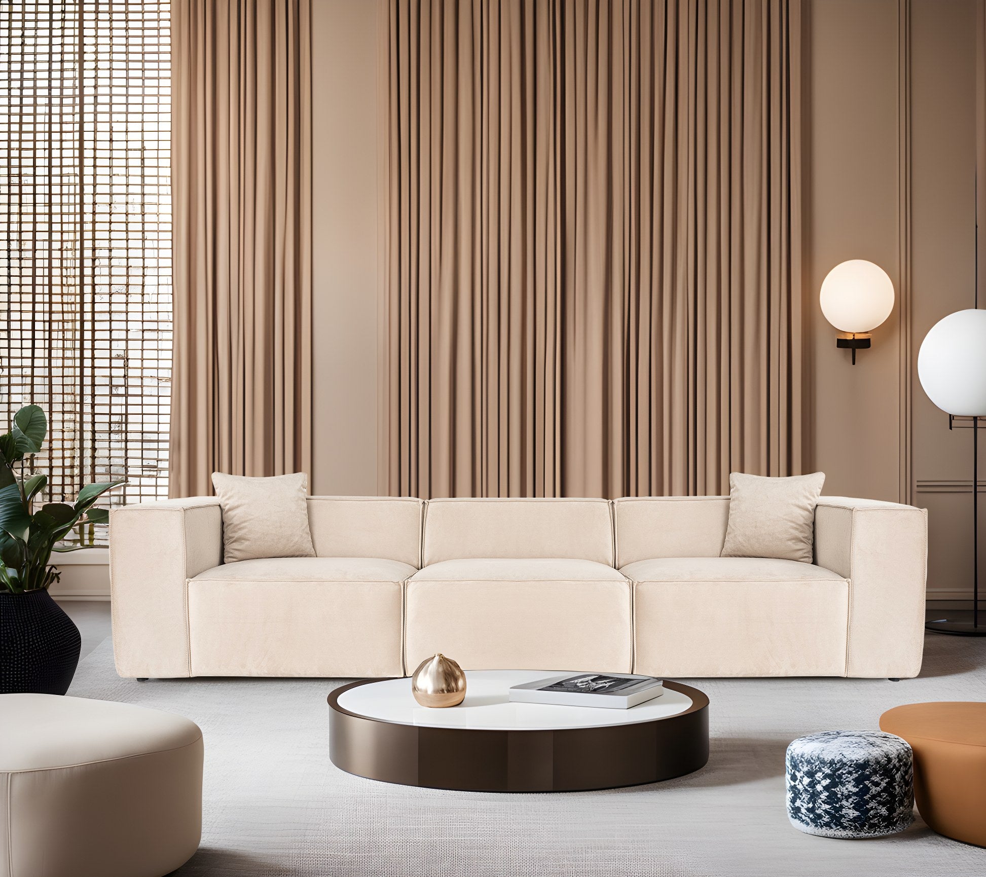 Sofá elegante de 3 lugares, linho creme, 303 x 108 x 65 cm | Estrutura 100% madeira de carpa, espuma 32 DNS, pernas de plástico, inclui 2 almofadas | Perfeito para salas de estar modernas