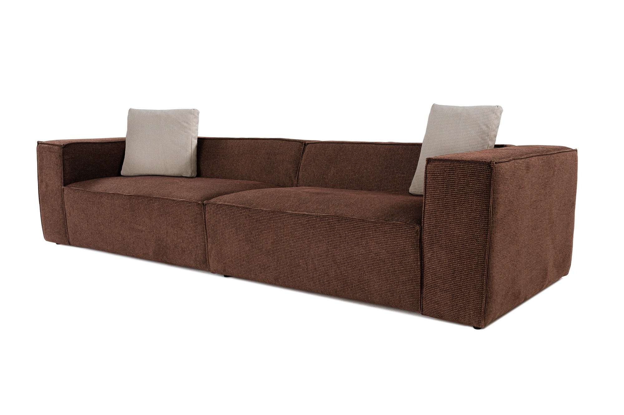 Sofá elegante de 4 lugares, tecido de linho marrom, 300 x 108 x 65 cm | Assentos de espuma DNS 32, pernas de plástico, inclui 2 almofadas | Perfeito para salas de estar modernas