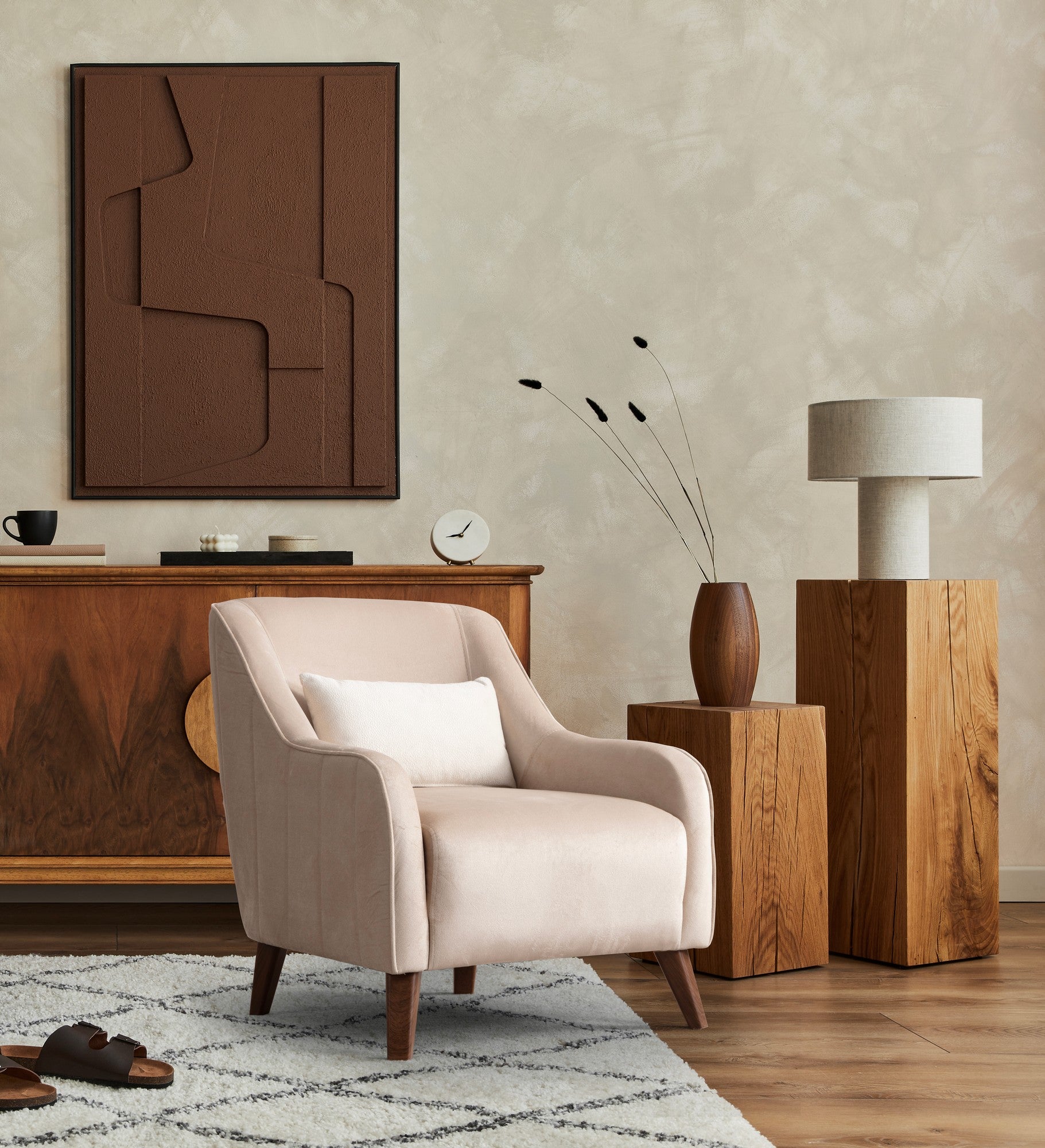 Poltrona Elegante, Cru, 60 x 72 x 81 cm | Estrutura em madeira de faia e aglomerado, 100% poliéster, espuma macia | Elegante e confortável para sala de estar e escritório
