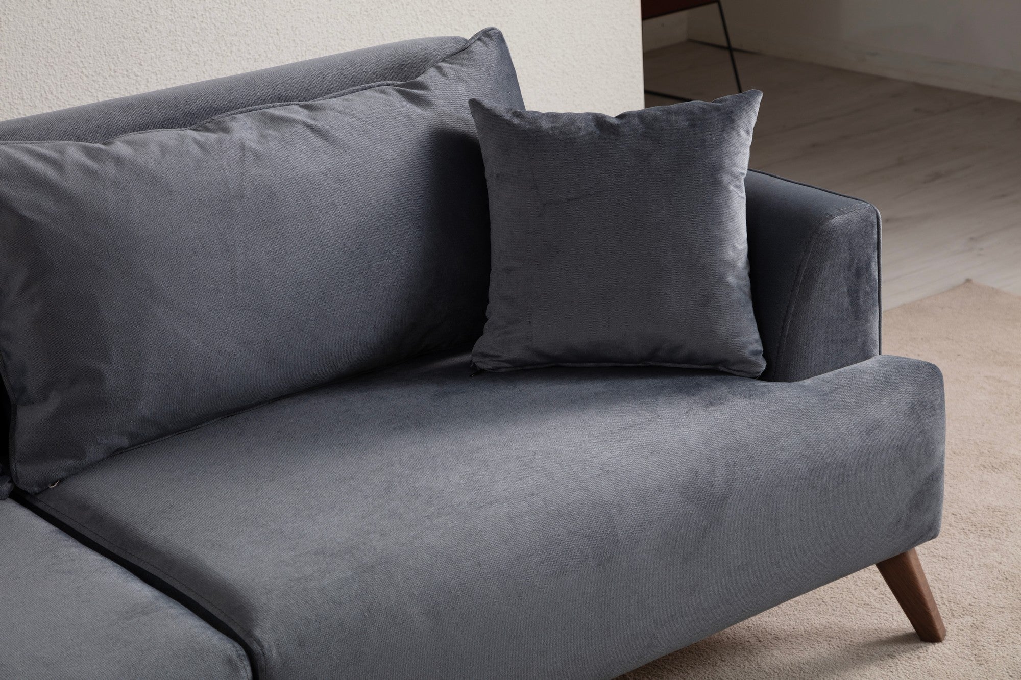 Sofá elegante de 3 lugares, cinza escuro, 220 x 100 x 78 cm | Estrutura em madeira de faia e aglomerado, 100% poliéster, lavável a seco | Design confortável e moderno para salas de estar