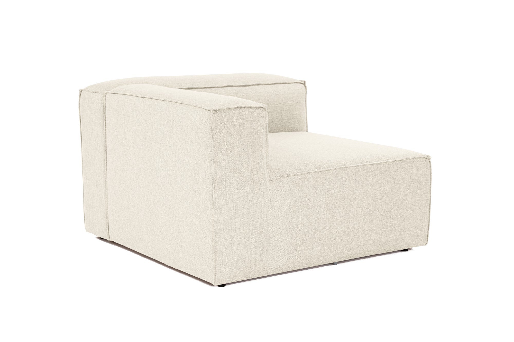 Sofá de 1 lugar em cru, 107 x 105 x 66 cm | Estrutura 100% madeira de carpa, tecido 100% linho, espuma 32 DNS | Elegante e confortável para espaços de convivência modernos