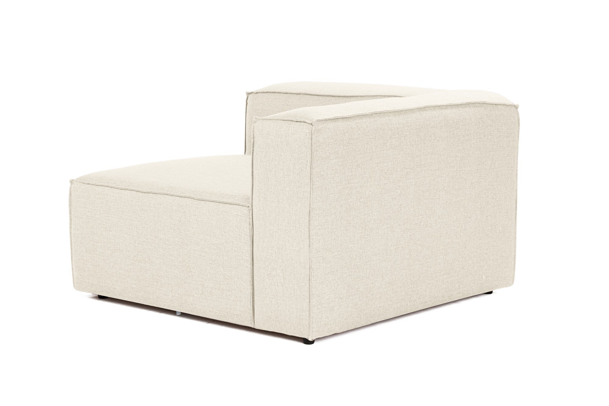 Sofá de 1 lugar em cru, 107 x 105 x 66 cm | Estrutura 100% madeira de carpa, tecido 100% linho, espuma 32 DNS | Elegante e confortável para espaços de convivência modernos