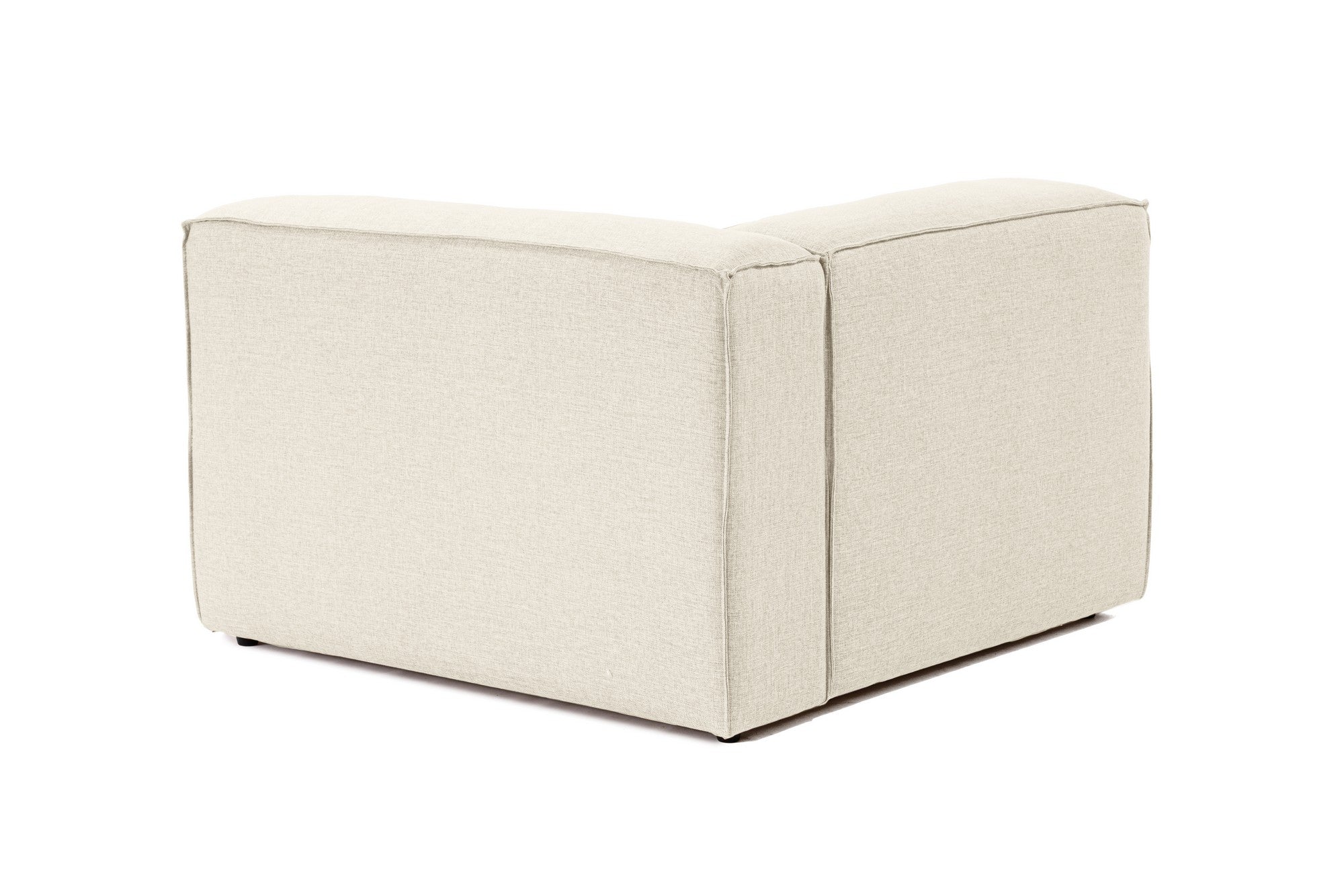 Sofá de 1 lugar em cru, 107 x 105 x 66 cm | Estrutura 100% madeira de carpa, tecido 100% linho, espuma 32 DNS | Elegante e confortável para espaços de convivência modernos