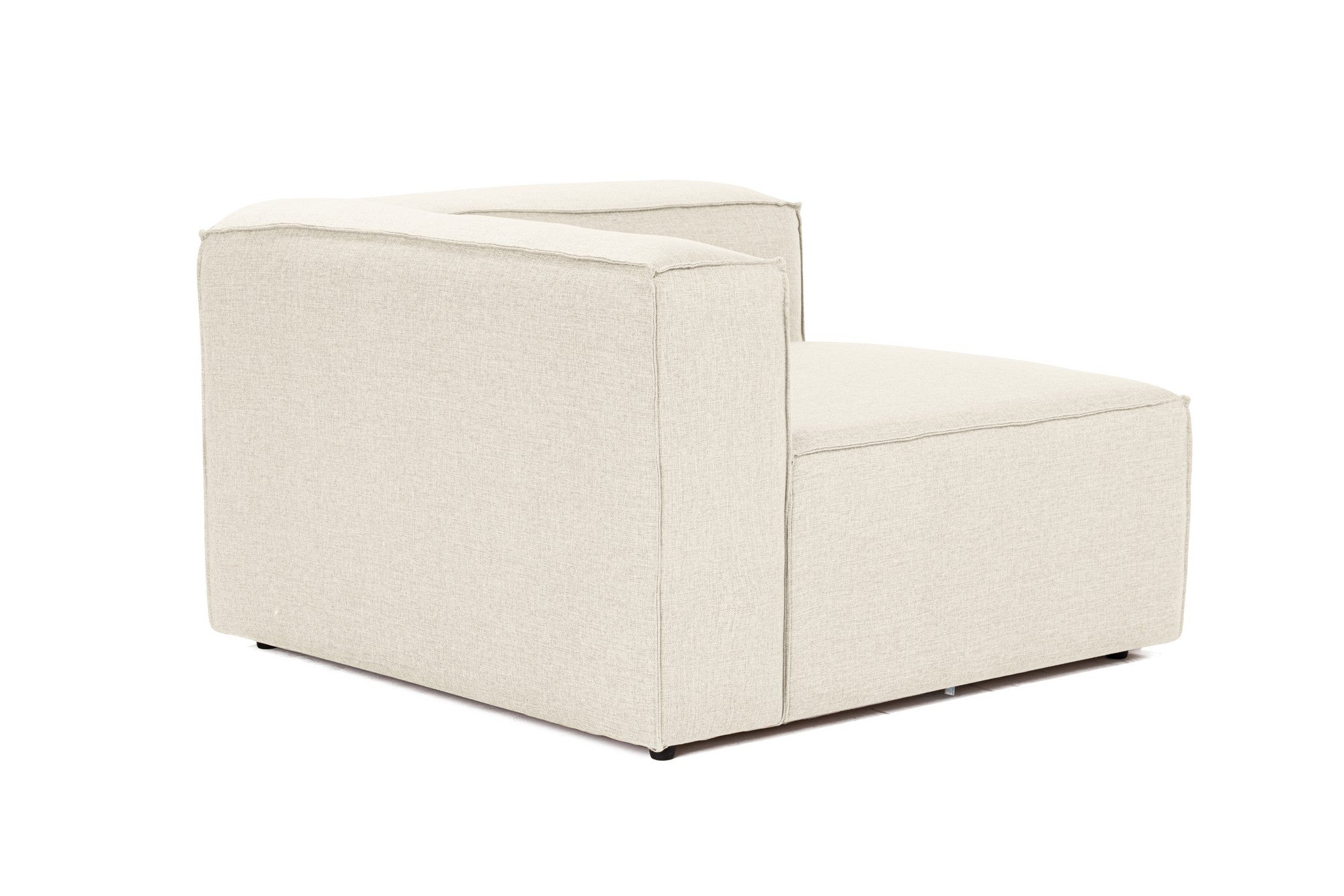 Sofá de 1 lugar em cru, 107 x 105 x 66 cm | Estrutura 100% madeira de carpa, tecido 100% linho, espuma 32 DNS | Elegante e confortável para espaços de convivência modernos