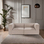 Sofá elegante de 2 lugares, bege areia, 190 x 95 x 65 cm | Estrutura 100% madeira de carpa, tecido 100% linho, espuma 32 DNS | Elegante e confortável para espaços de convivência modernos