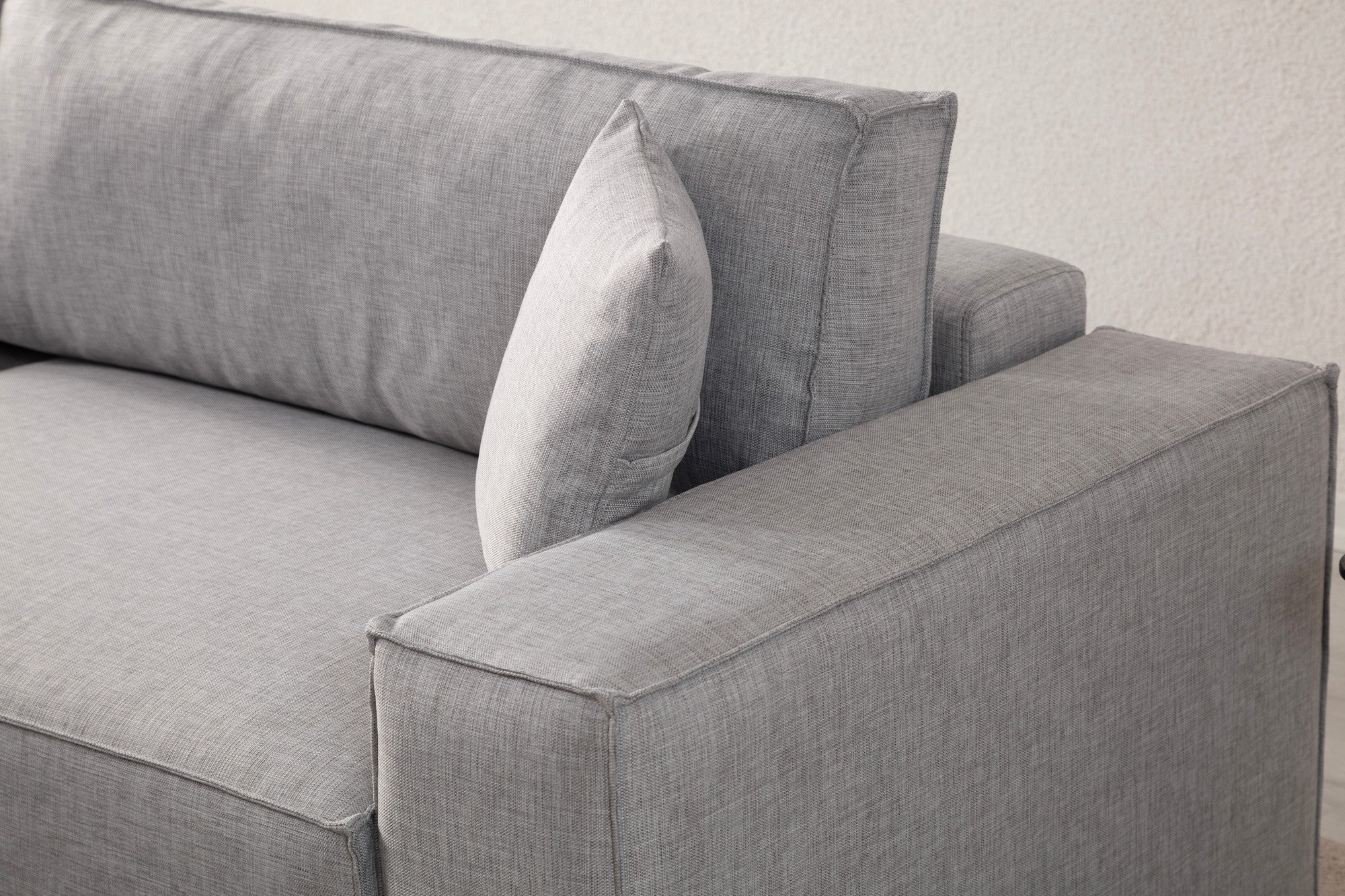 Sofá-cama de canto elegante, cinza claro, 260 cm | Estrutura em madeira de faia e aglomerado, 100% poliéster | Mecanismo deslizante, tecido lavável a seco, design moderno