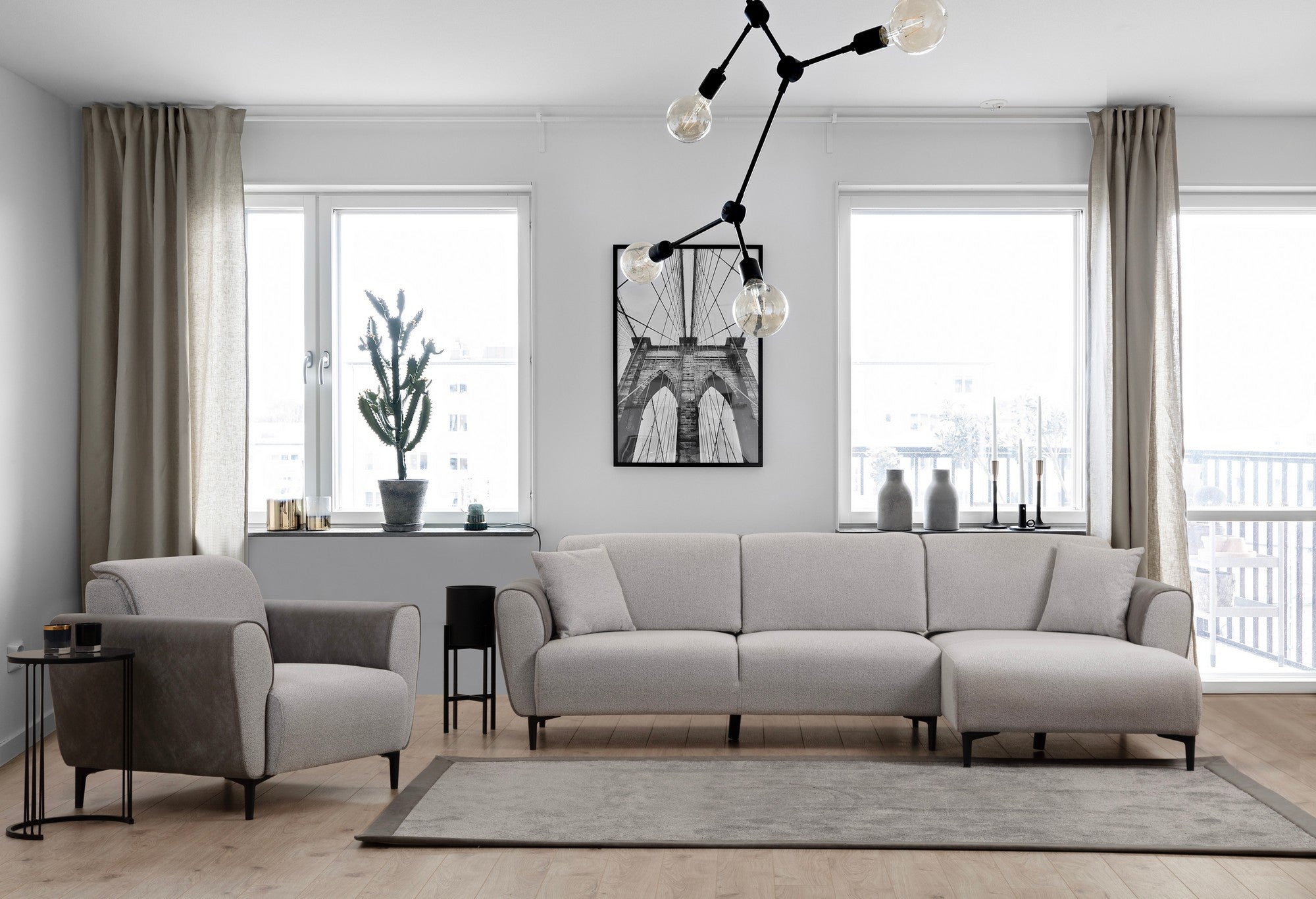 Sofá-cama de canto elegante, cinza, 150 x 260 cm | Estrutura em madeira de faia e aglomerado, 100% poliéster | Mecanismo giratório, tecido fácil de limpar, design moderno