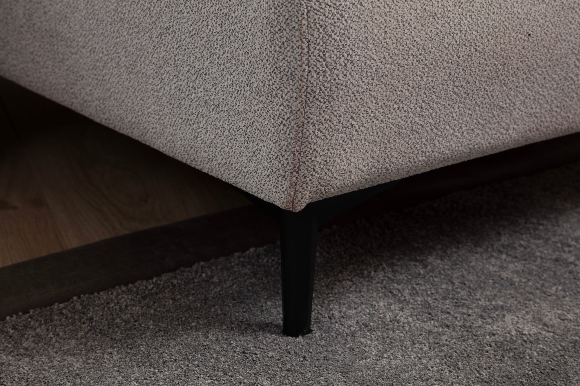 Sofá-cama de canto elegante, cinza, 150 x 260 cm | Estrutura em madeira de faia e aglomerado, 100% poliéster | Mecanismo giratório, tecido fácil de limpar, design moderno