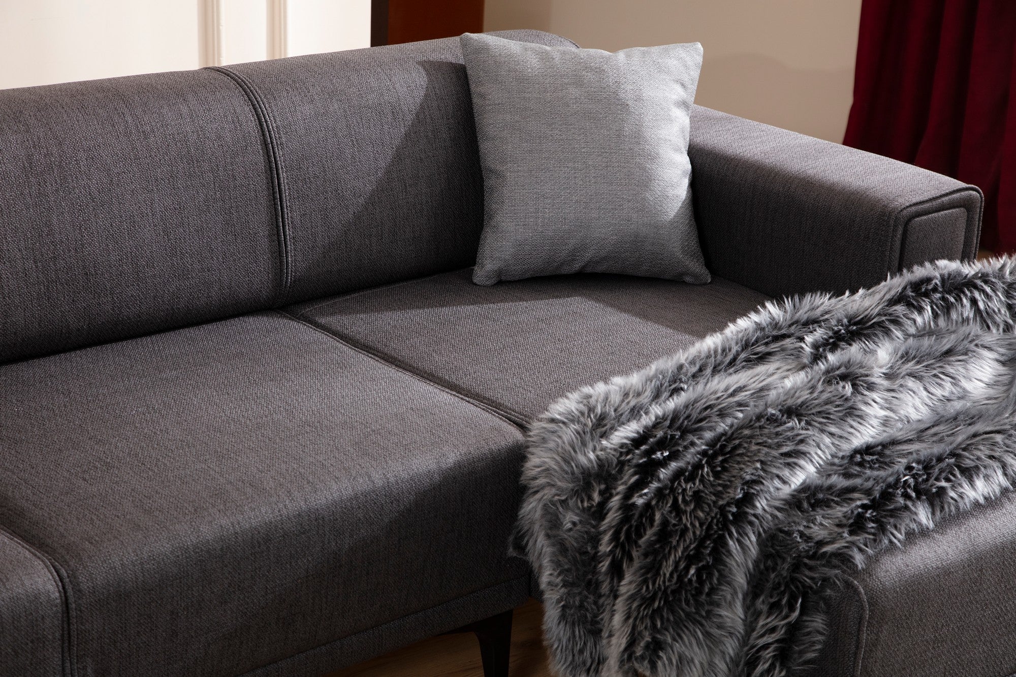 Sofá-cama de canto elegante, cinza escuro, 250x140 cm | Estrutura em madeira de faia e aglomerado, 100% poliéster | Mecanismo giratório, conforto em espuma macia, design moderno
