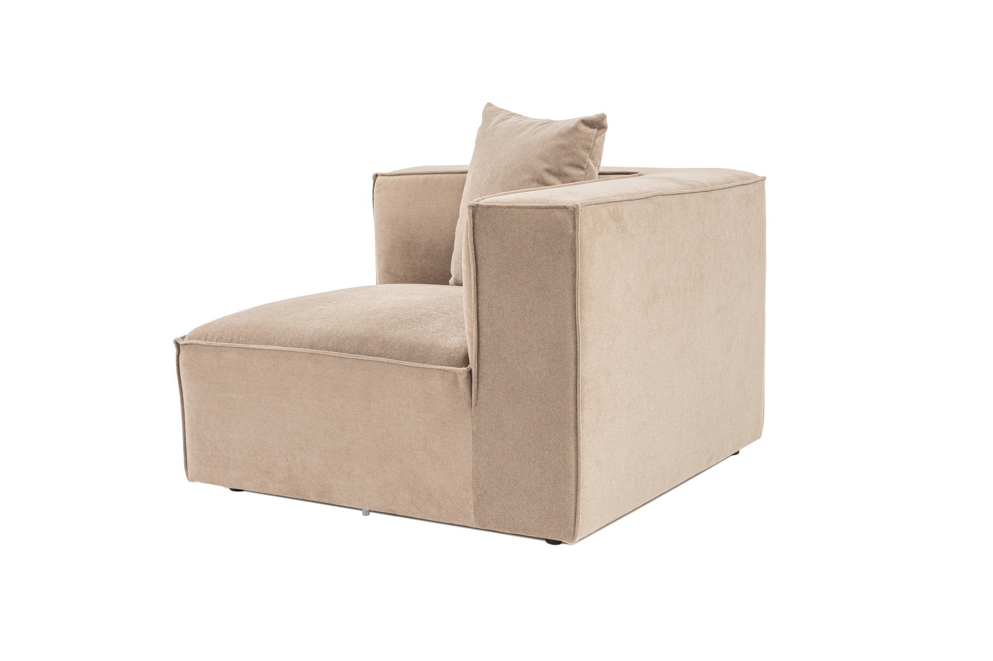 Sofá Cappuccino de 1 lugar, 95 x 65 x 95 cm | Estrutura 100% madeira de carpa, tecido 100% linho, espuma 32 DNS | Elegante e confortável para espaços de convivência modernos