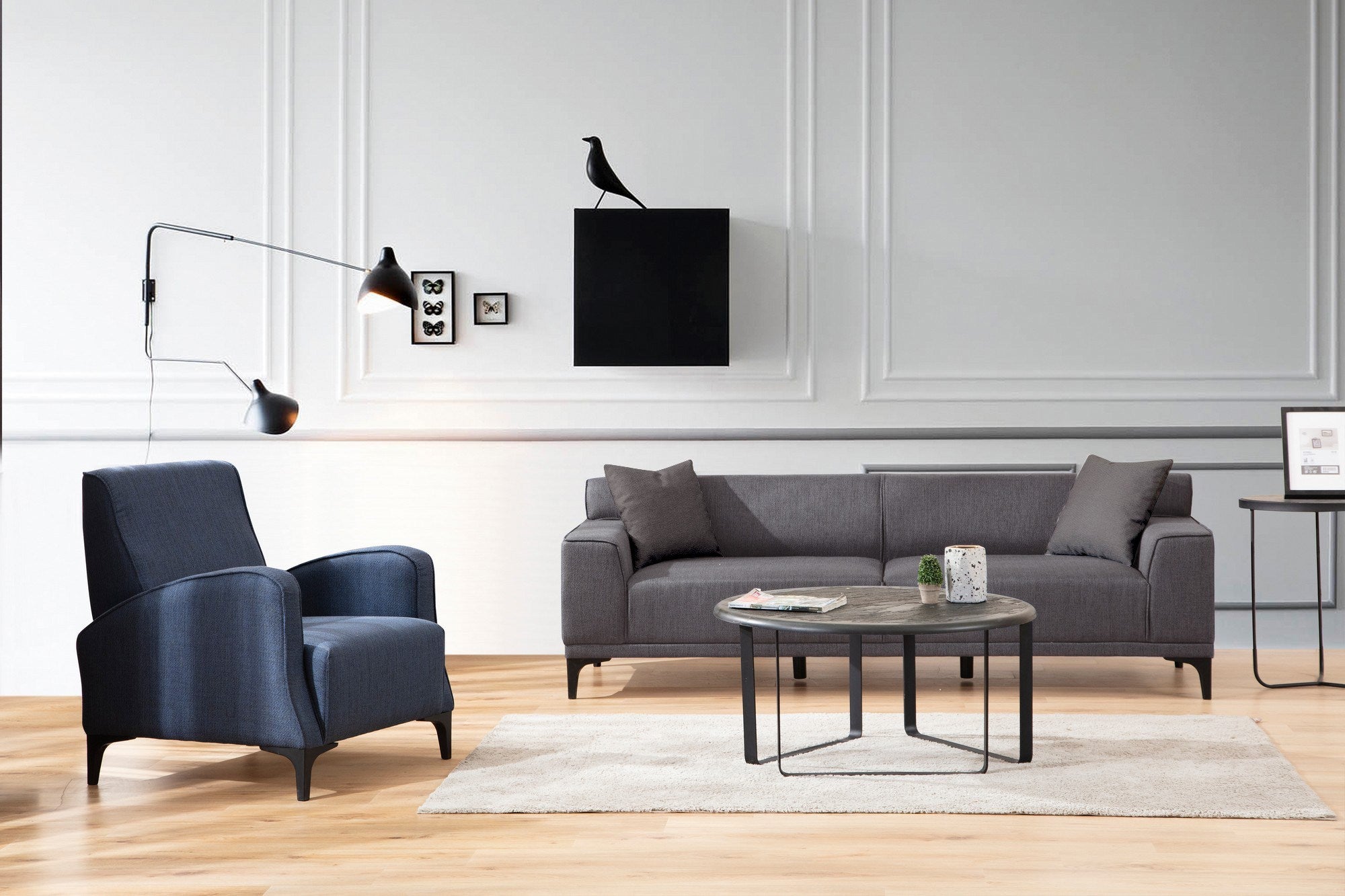 Sofá elegante de 3 lugares, antracite, 215 x 87 x 86 cm | Estrutura em madeira de faia e aglomerado, 100% poliéster, inclui 2 almofadas | Design durável e confortável para uma vida moderna