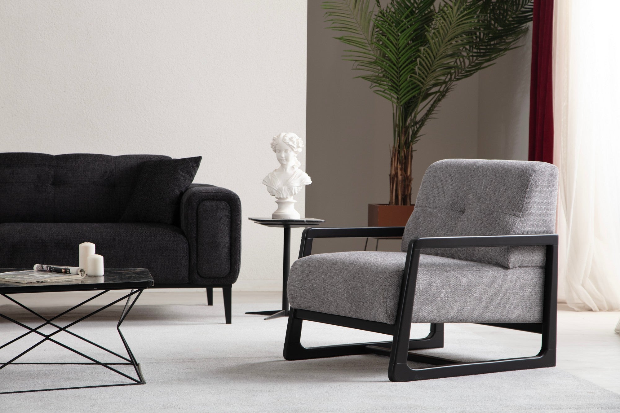 Sofá-cama elegante de 3 lugares, preto, 225 x 92 x 76 cm | Estrutura em madeira de faia, 100% poliéster, mecanismo giratório para as costas | Perfeito para espaços modernos