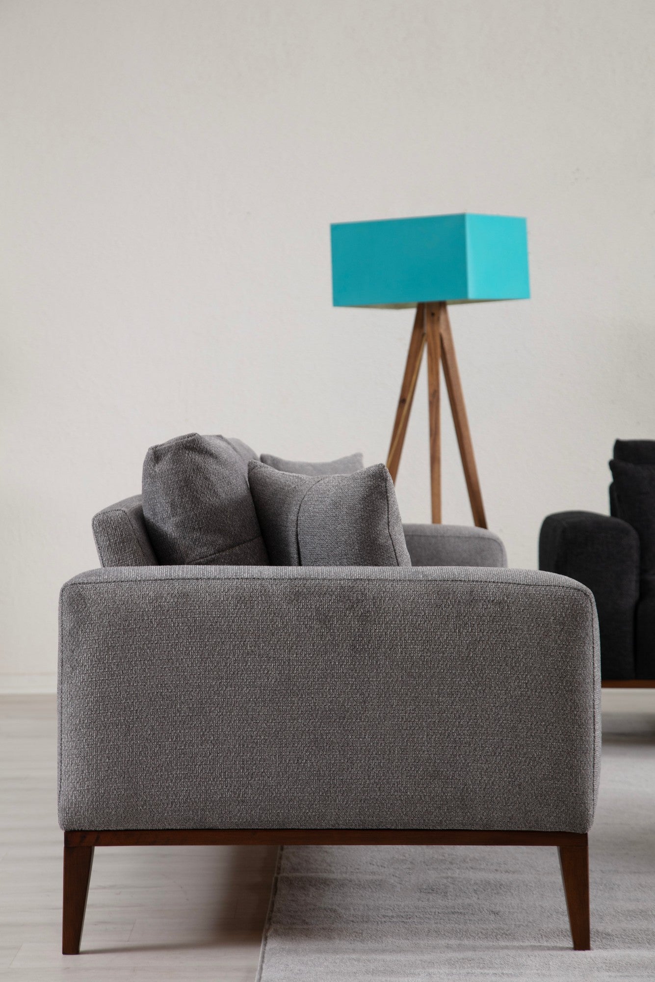 Sofá-cama elegante de 3 lugares, cinza claro, 225 cm | Estrutura em madeira de faia, 100% poliéster, mecanismo giratório nas costas | Perfeito para salas de estar modernas e espaços para hóspedes