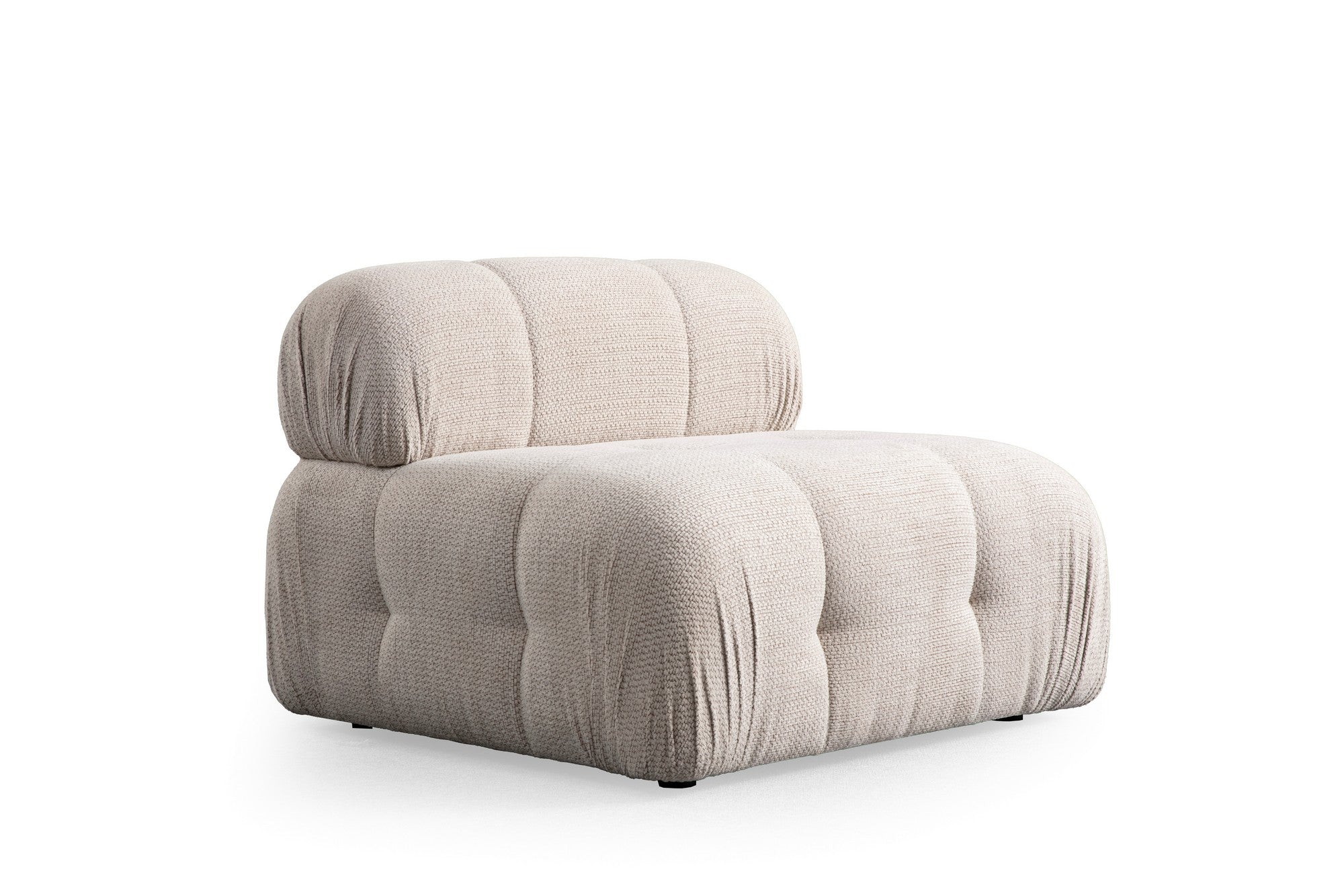 Sofá elegante de 1 lugar, cor creme, 95 x 95 x 75 cm | Estrutura em madeira de faia e aglomerado, tecido 100% poliéster, espuma macia e almofadas incluídas | Conforto moderno