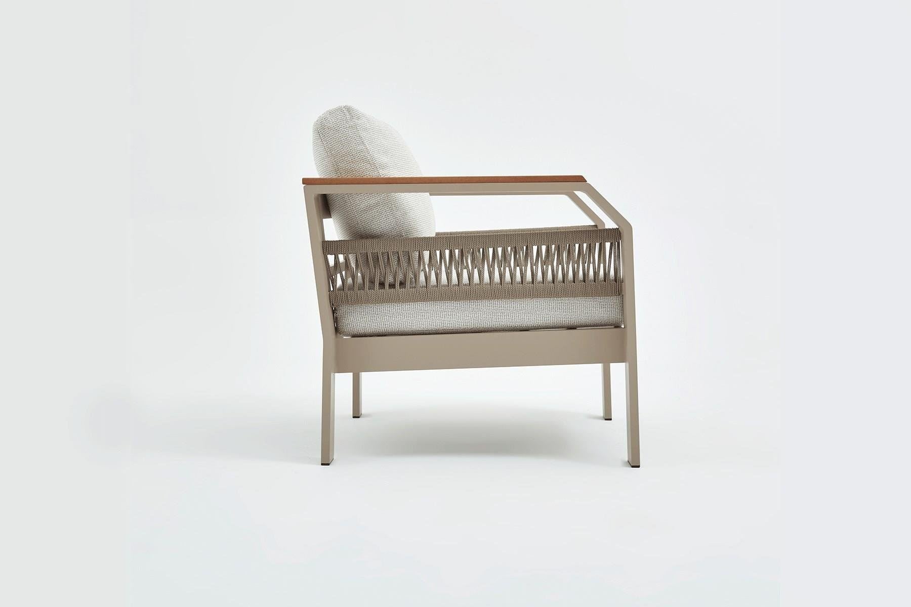 Conjunto de Lounge de Jardim – Sofá de 3 lugares + 2 Sofás de 1 lugar + Mesa de Café – Bege – Tecido OLEFIN