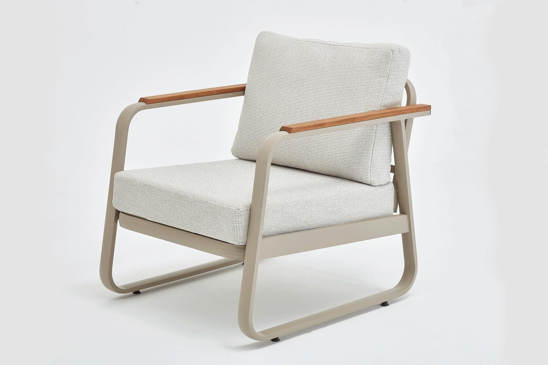 Conjunto de Lounge de Jardim – Sofá de 3 lugares, dois sofás de 1 lugar e mesa de café – Bege – Tecido 100% OLEFIN