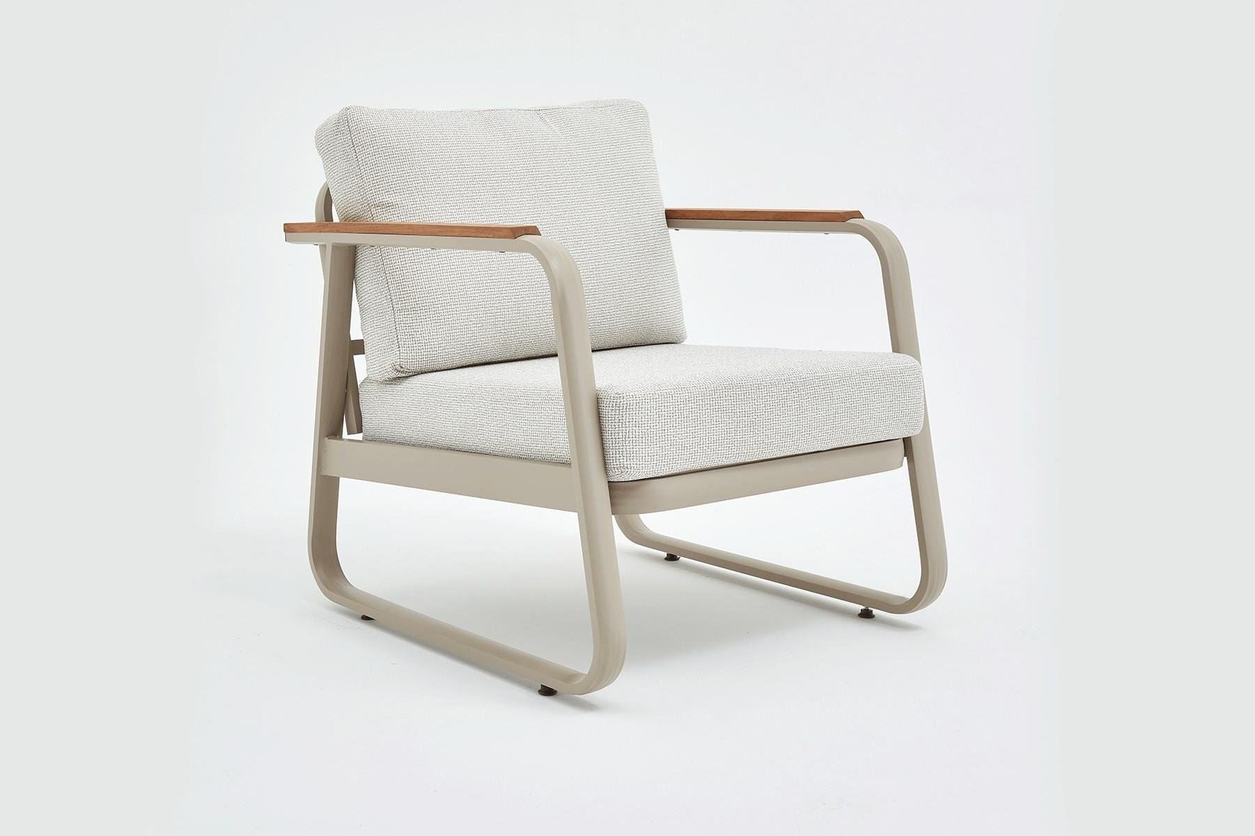 Conjunto de Lounge de Jardim – Sofá de 3 lugares, dois sofás de 1 lugar e mesa de café – Bege – Tecido 100% OLEFIN