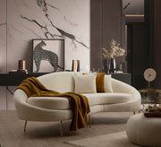 Sofá moderno de 3 lugares, cor creme, 255 cm | Estrutura de madeira de faia, pernas de metal dourado, espuma cinza macia e almofadas de penas | Design elegante para casas glamorosas e escandinavas