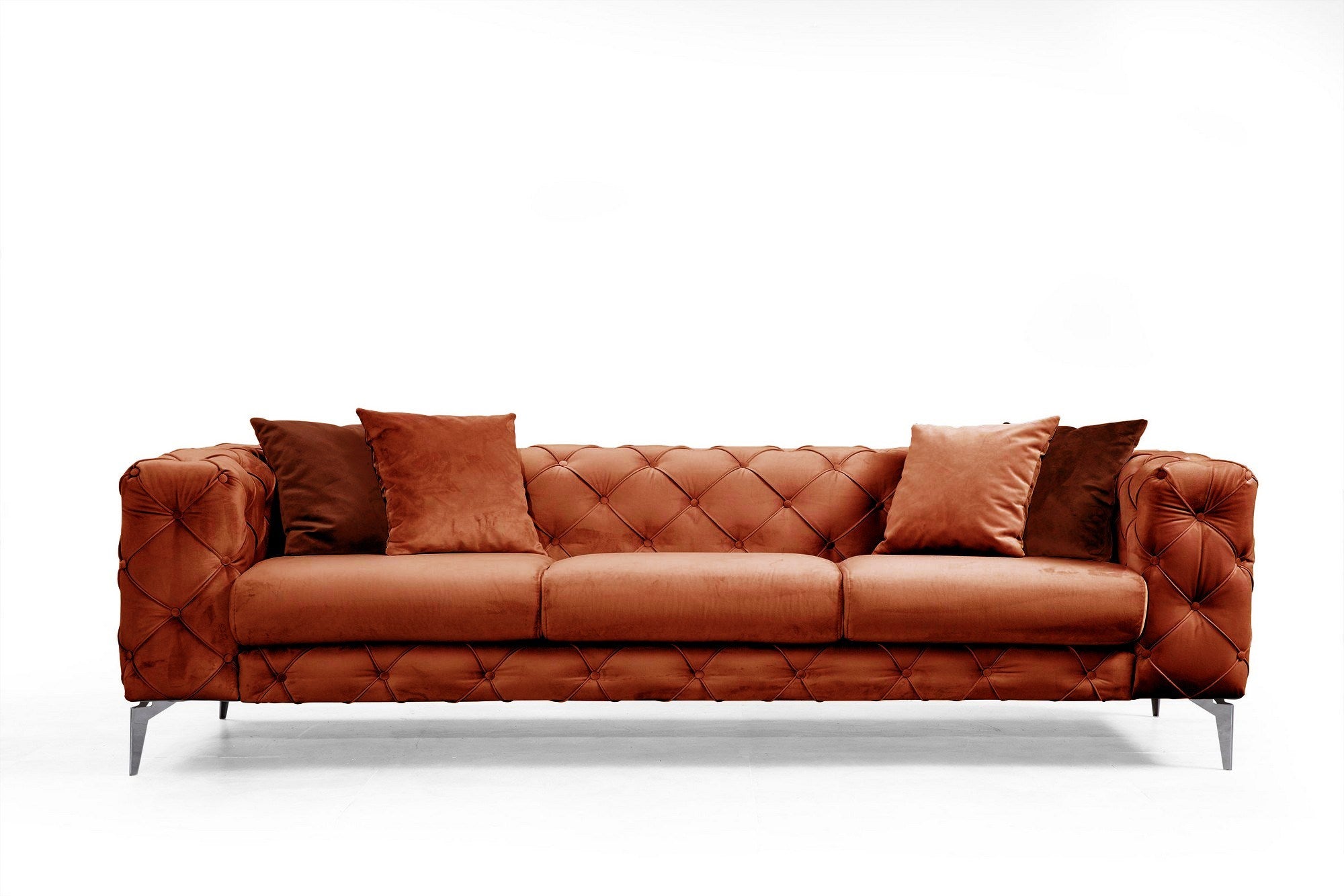 Sofá moderno de 3 lugares, laranja, 237 cm | Estrutura em madeira de faia, 100% poliéster, pernas cromadas | Inclui 4 almofadas, capas removíveis, elegante e confortável