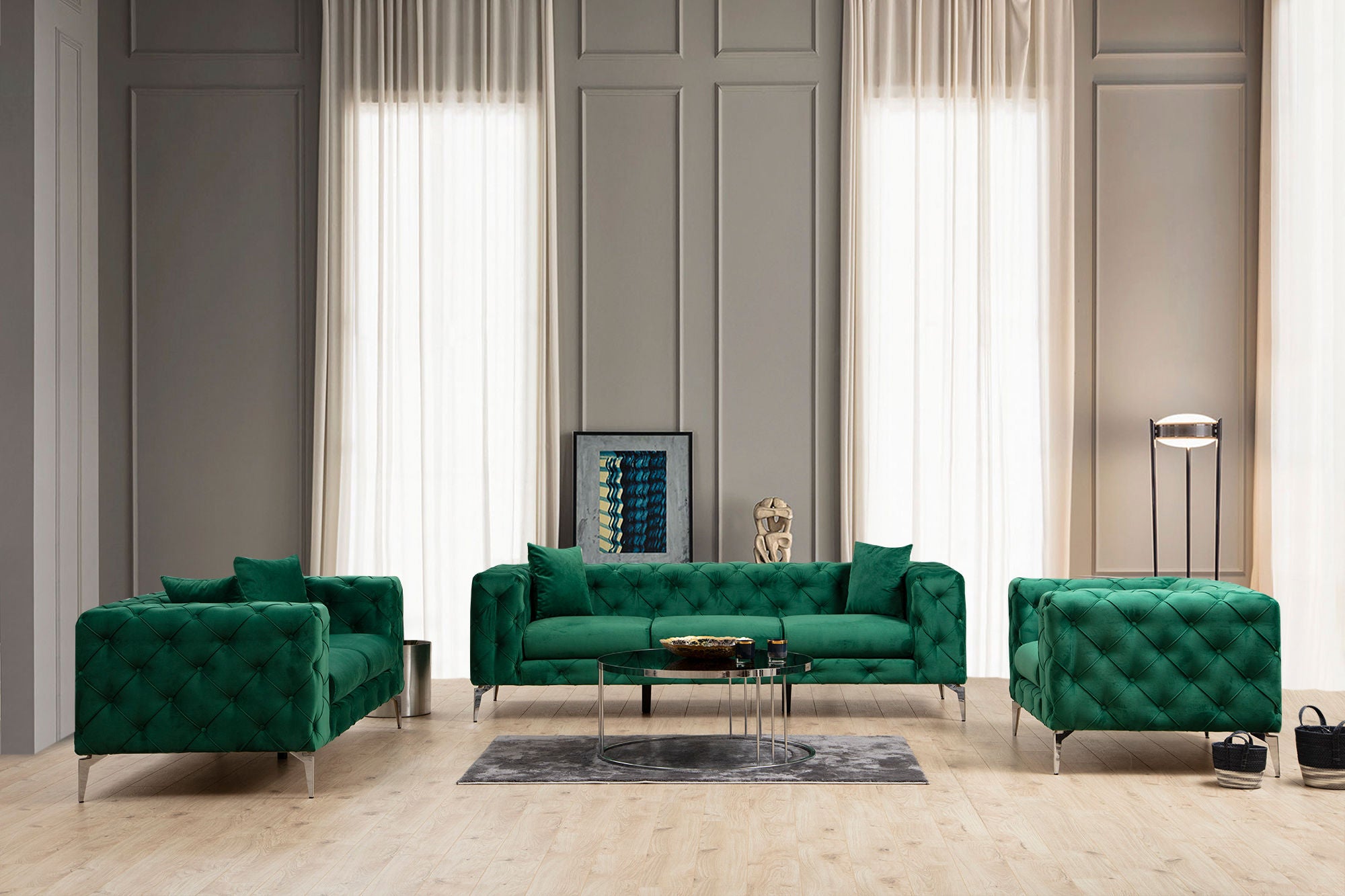 Sofá moderno de 3 lugares em verde, estrutura de madeira de faia e aglomerado, 237 cm | 100% poliéster, pernas cromadas, almofadas removíveis, perfeito para espaços glamorosos