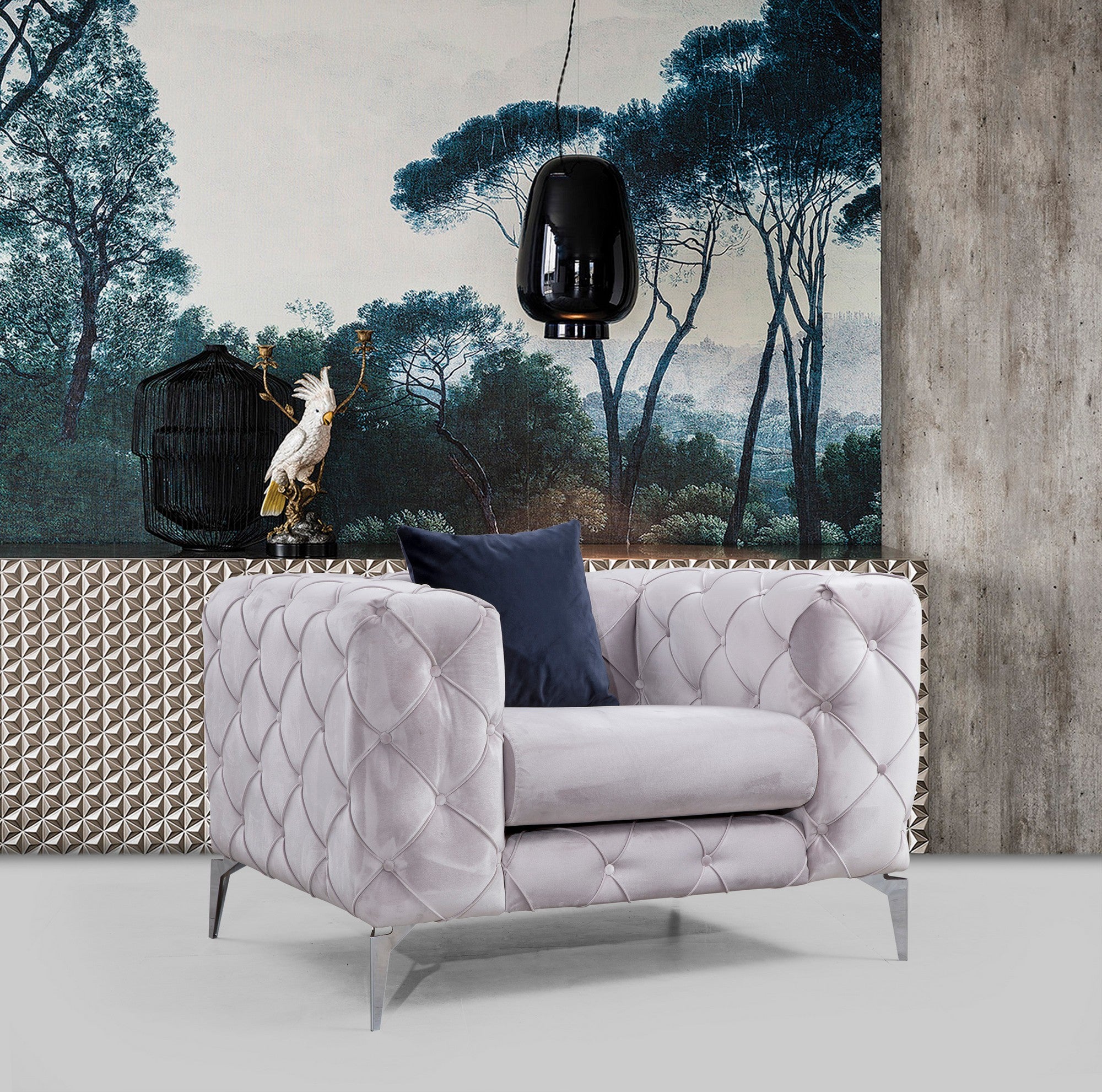 Poltrona moderna, cinza claro, estrutura em madeira de faia e aglomerado, 108x90x70 cm | 100% poliéster, pernas cromadas, inclui almofada | Elegante e confortável para casa e hotel