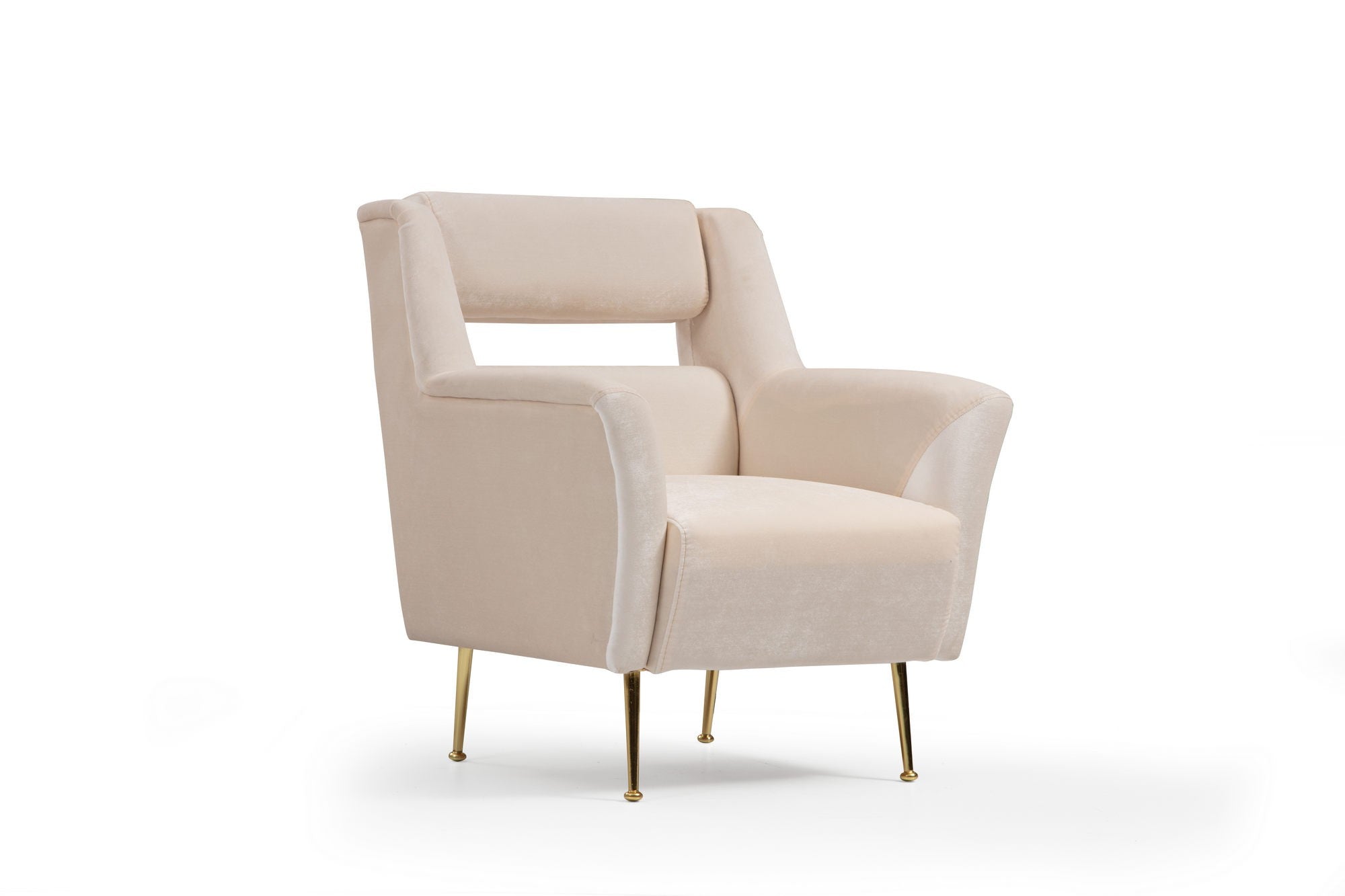 Poltrona Elegante, Cor Creme, Estrutura em Madeira de Faia e Aglomerado | 100% Poliéster, Pernas em Metal Dourado | Design Escandinavo Moderno, Perfeito para Espaços Glamourosos
