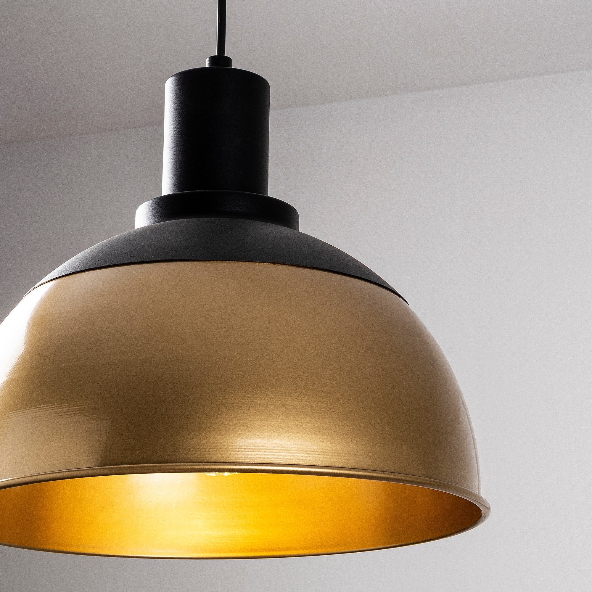 Candeeiro de Teto moderno – 30x30 cm – Preto e Vintage – Metálico