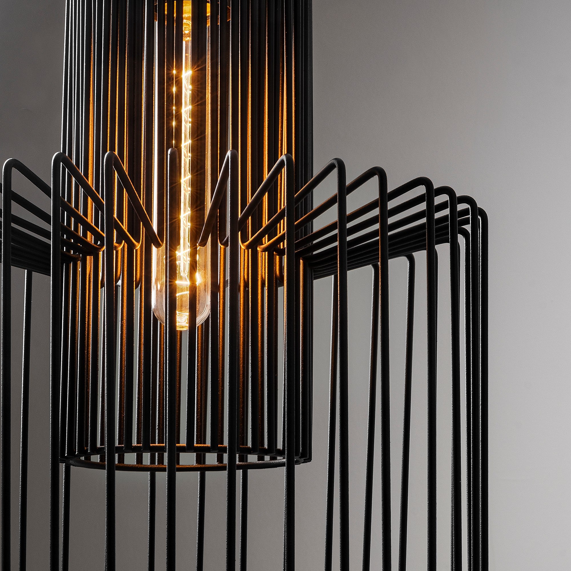 Candeeiro de Teto Industrial – 27 x 27 cm – Preto – Metal