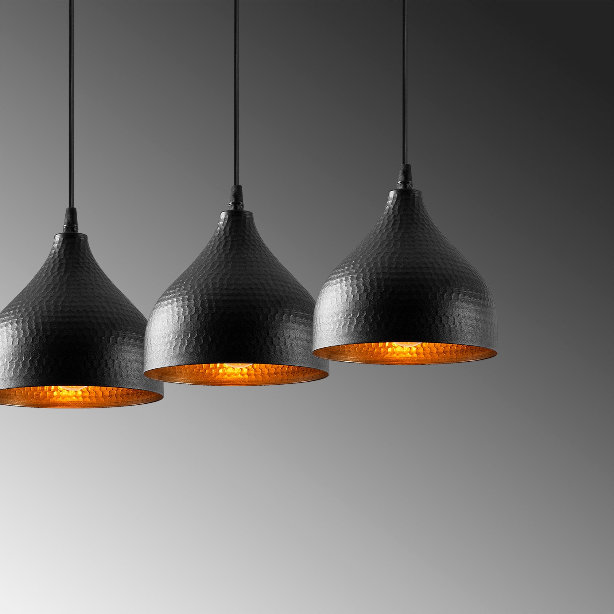 Candeeiro de Teto – 68 x 18 cm – Preto – Metal