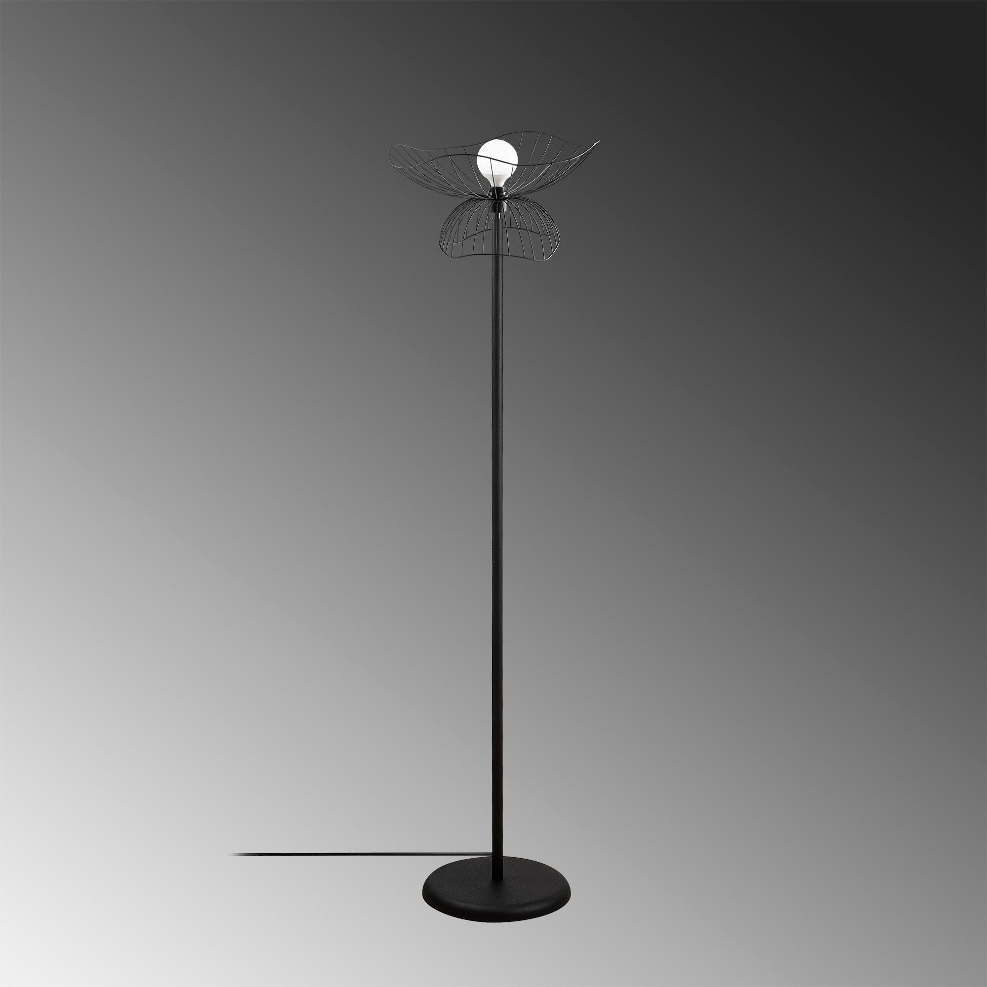 Candeeiro de Pé industrial – 148 cm de altura – preto – metal
