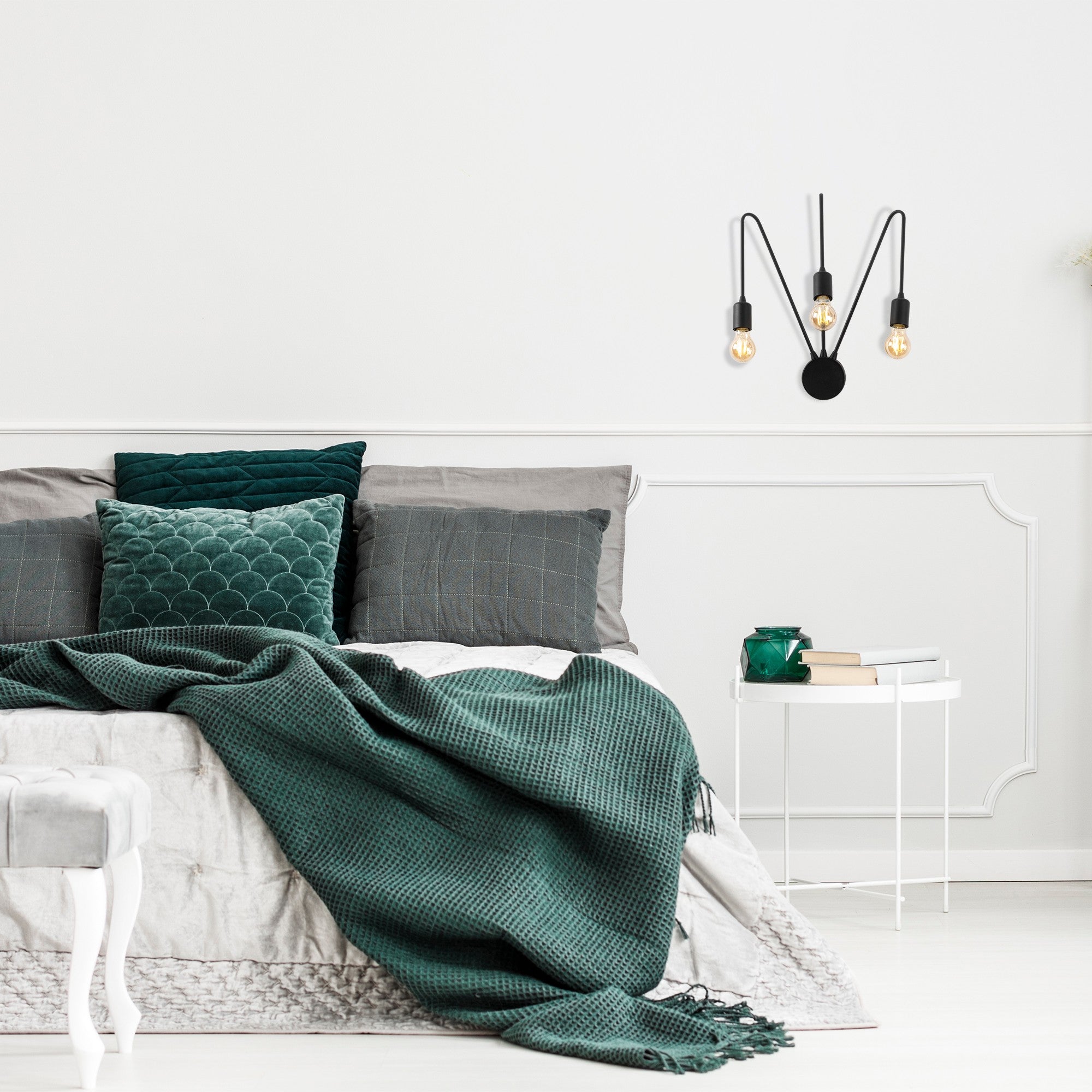 Candeeiro de Parede – 42 x 20 cm – Preto – Metal