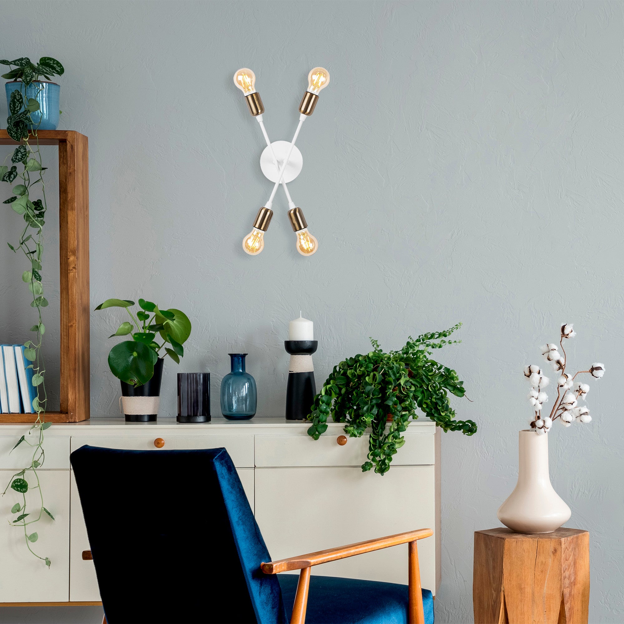 Candeeiro de Parede branca elegante, corpo de metal, 40 cm de altura, 17 x 8 cm | 4 soquetes E27, IP20 | Perfeita para decoração de interiores glamurosa e espaços modernos