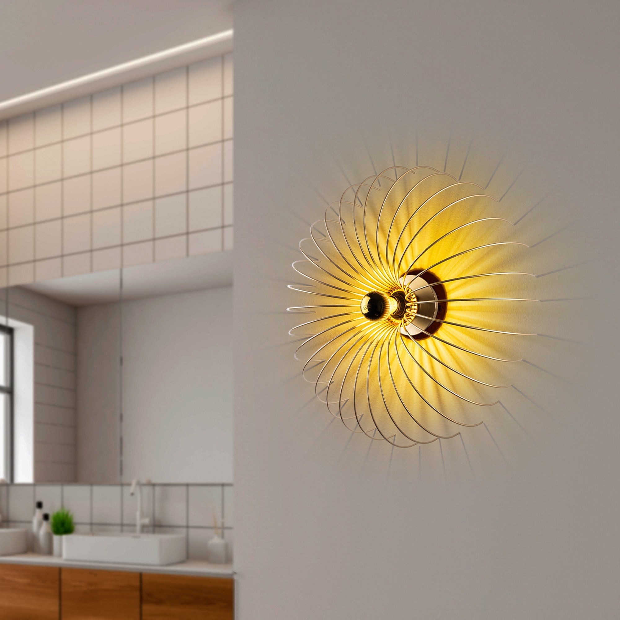 Candeeiro de Parede – 56 x 16 x 56 cm – Dourado – Metal