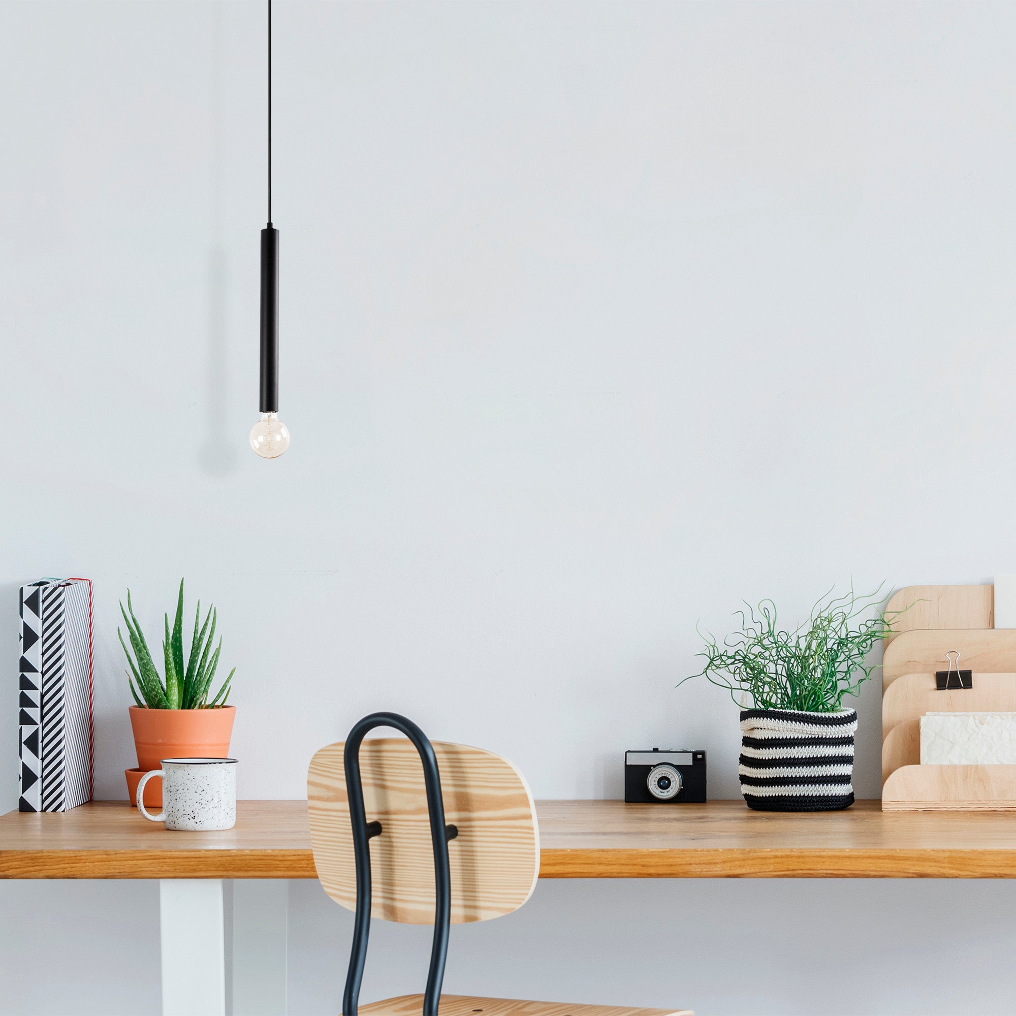 Candeeiro de Teto industrial moderno, corpo de metal preto, altura ajustável de 139 cm, soquete E27, cabo de 90 cm, perfeito para decoração escandinava e inovadora