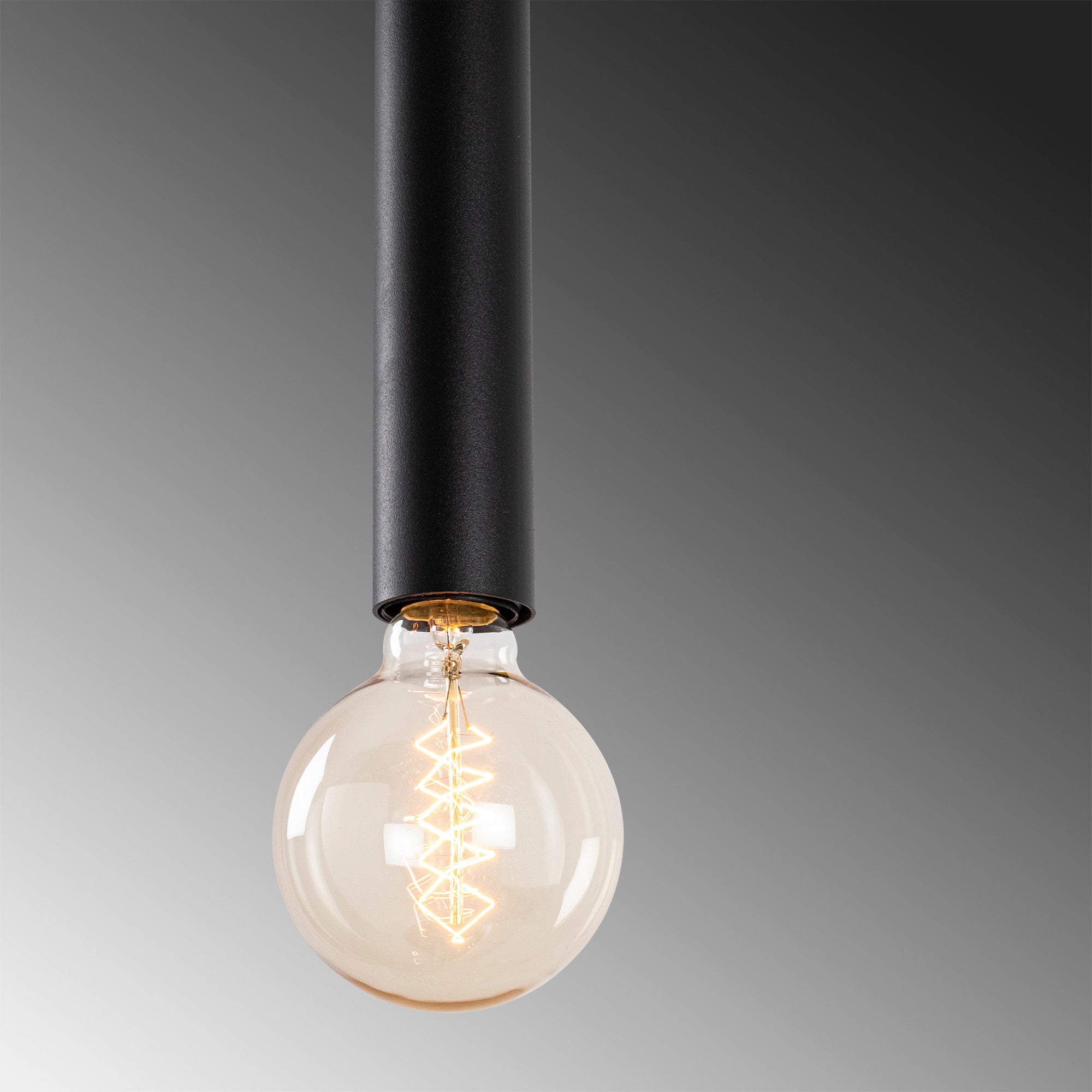 Candeeiro de Teto Industrial Preto, Corpo em Metal, 126 cm de Altura, Ajustável, Soquete E27, IP20 | Perfeito para Decoração e Iluminação Moderna