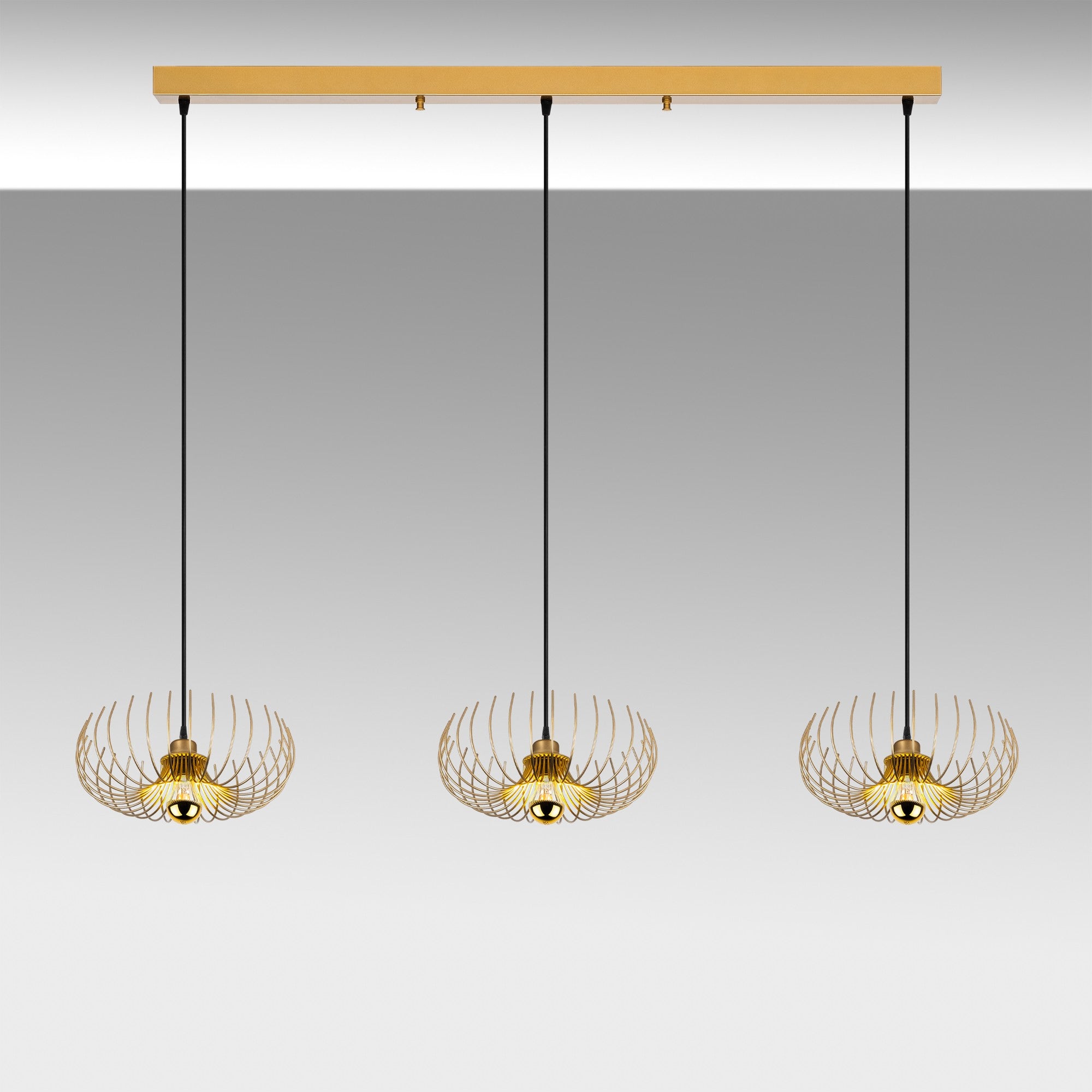 Candeeiro de Teto – 144 x 36 x 111 cm – Dourado – Metal