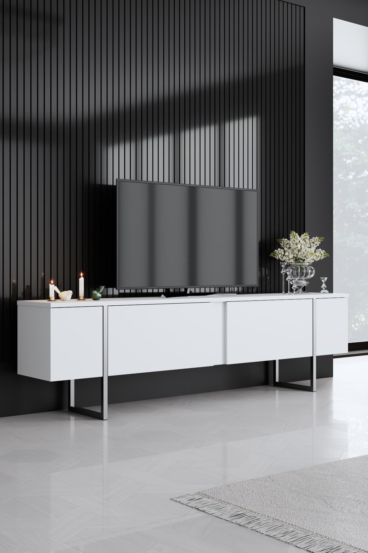 Móvel de TV elegante com pés de metal, 180 cm de largura, 30 cm de profundidade, 50 cm de altura | Painel de partículas 100% revestido de melamina, 18 mm de espessura | Design elegante em branco e prata para salas de estar modernas