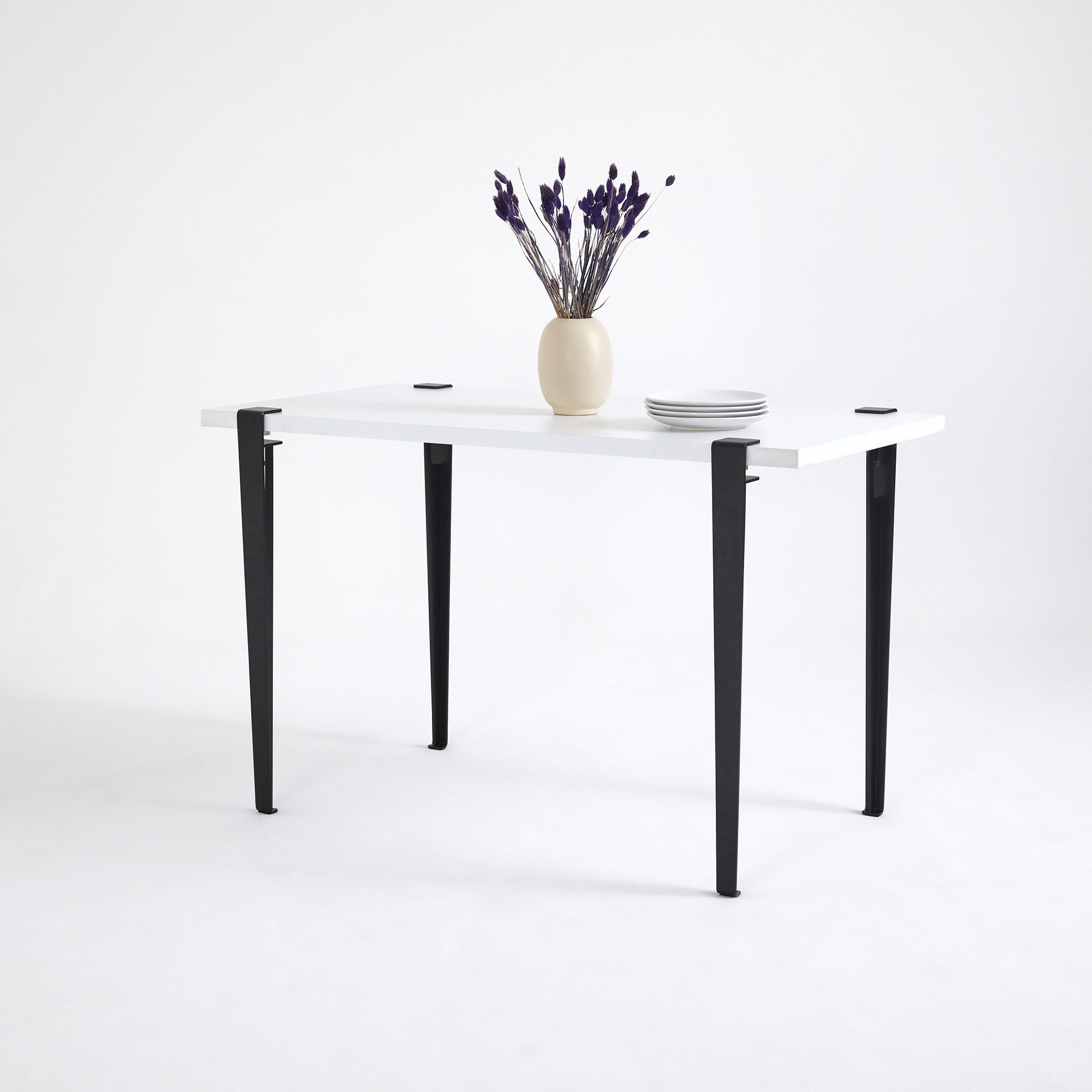 Mesa de Jantar Moderna Branca e Preta para 4 Pessoas - Montagem Rápida e Fácil com Pernas de Aço