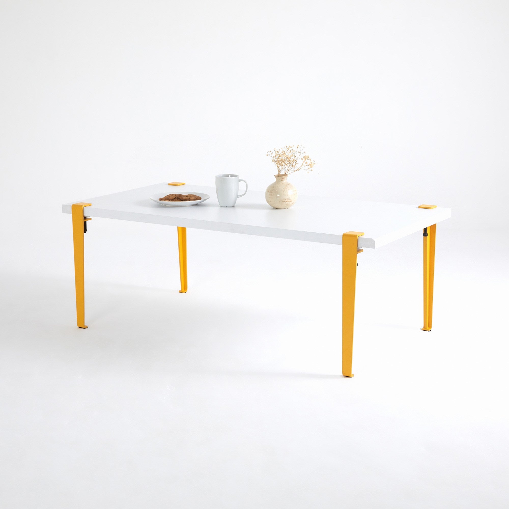 Mesa de Centro Branca e Amarela com Pernas de Aço - Montagem Rápida e Fácil 120x60cm