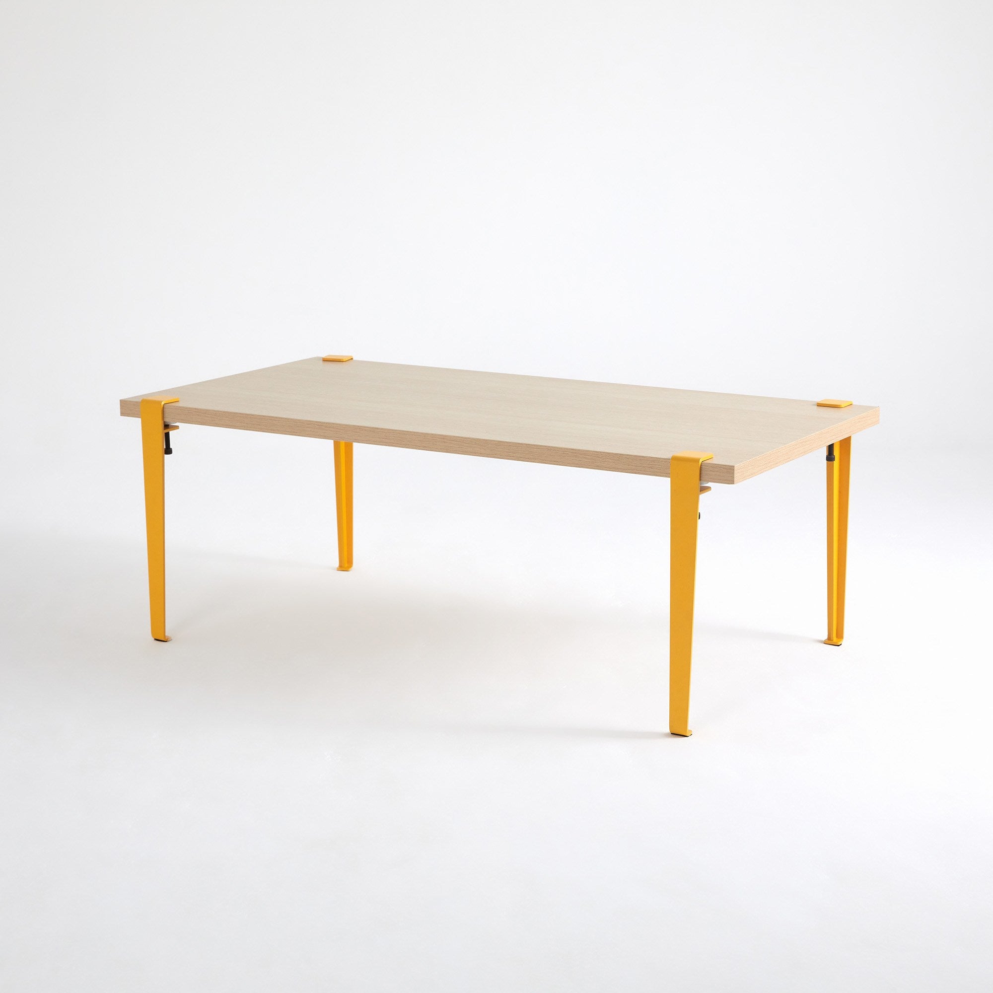 Mesa de Centro Amarela em Madeira com Pernas de Aço - Montagem Rápida e Fácil 120x60cm