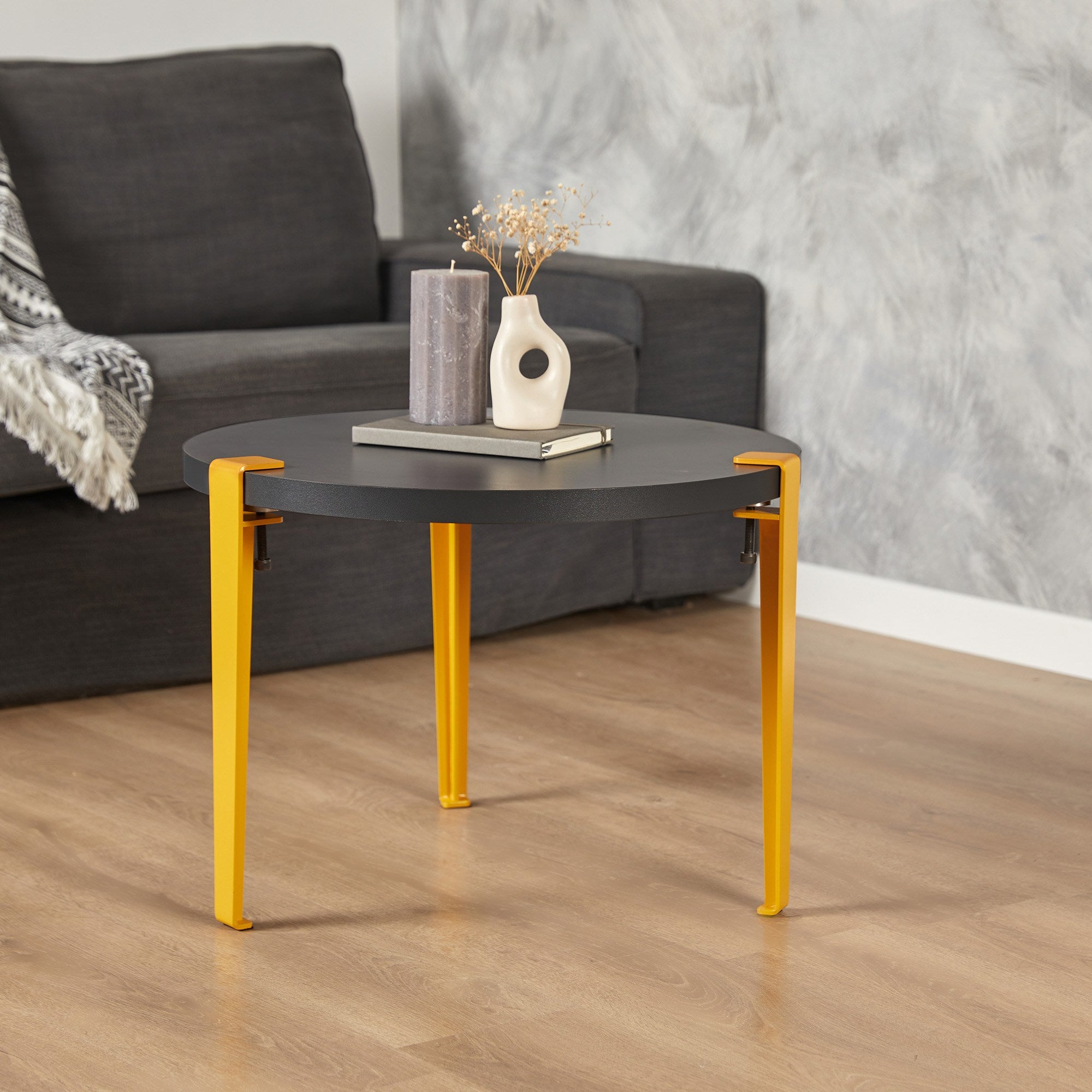 Mesa de Centro Redonda Antracite e Amarela - 60cm Diâmetro com Pernas de Aço - Montagem Rápida