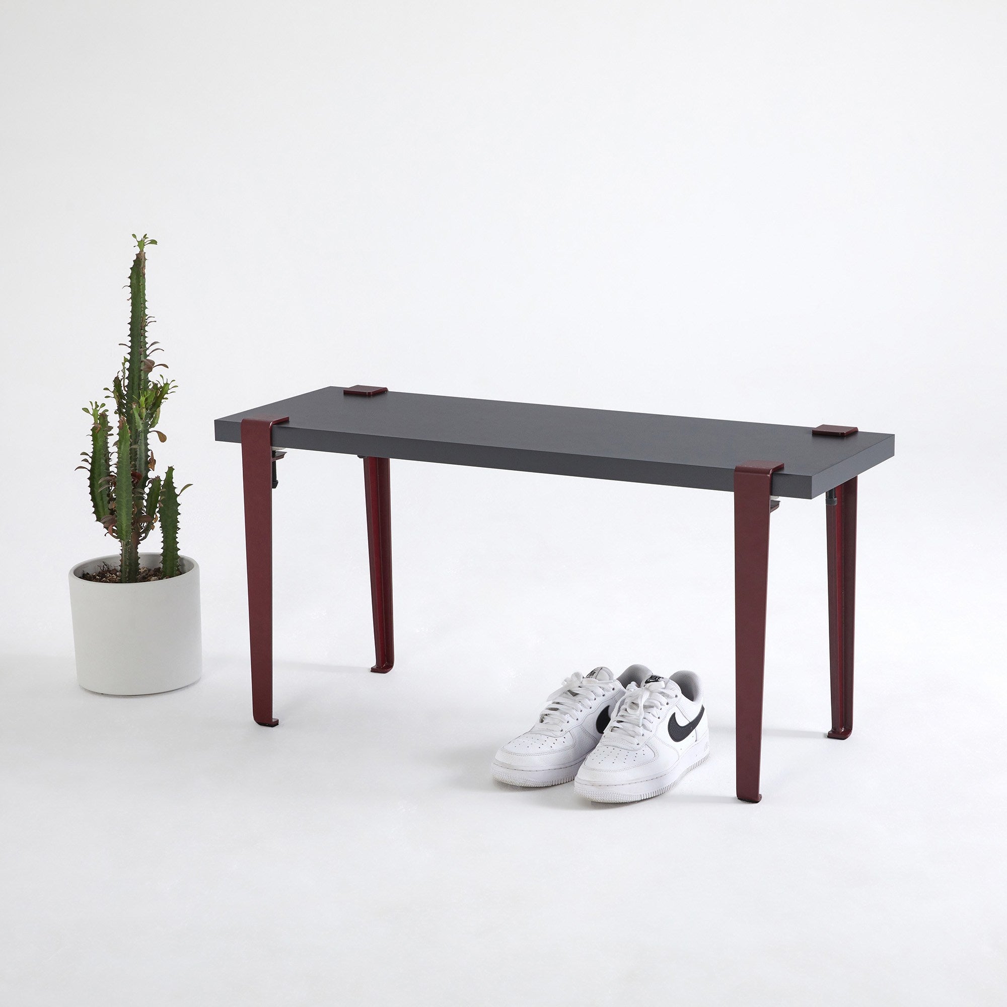 Banco Moderno com Pernas de Aço - Montagem Rápida e Fácil - Disponível em Antracite e Vermelho Bordô