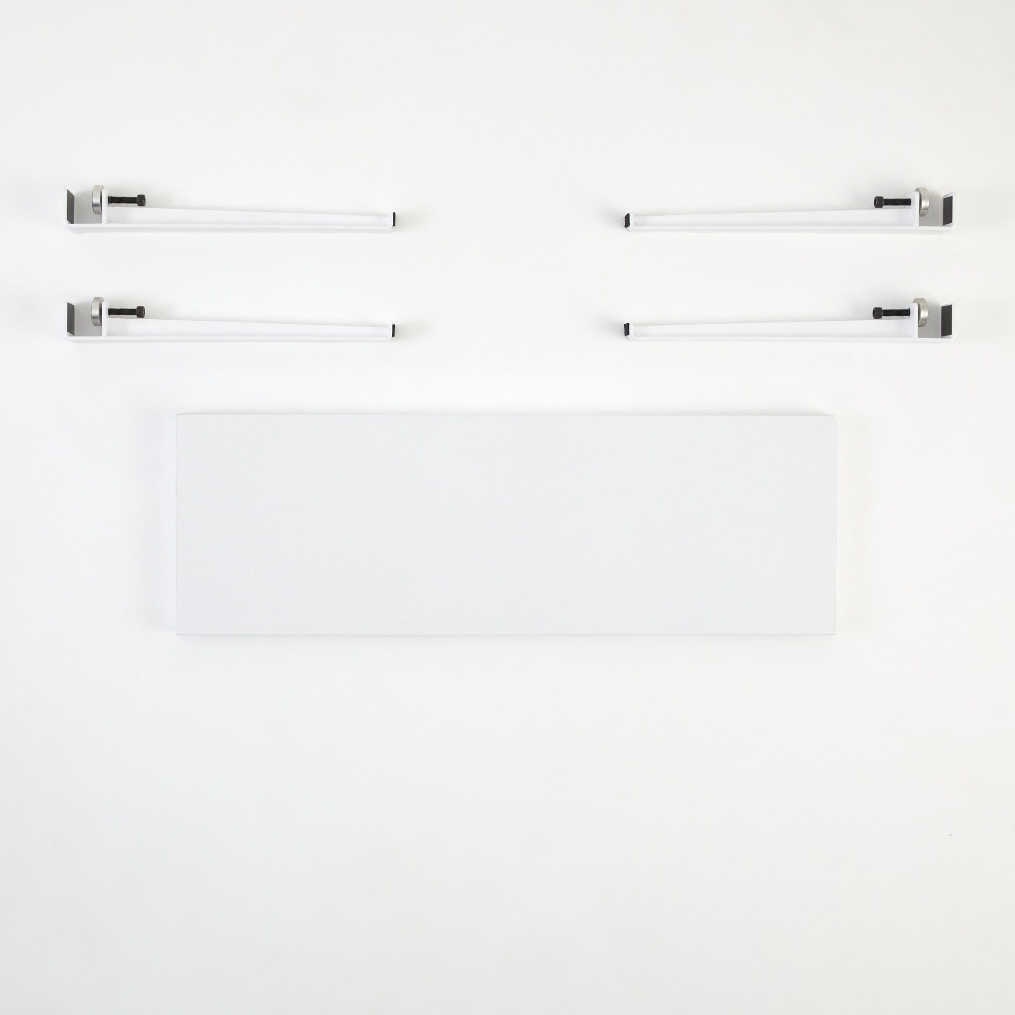 Mesa de Apoio Branca com Pernas Metálicas - Montagem Rápida e Fácil 90x45x30cm