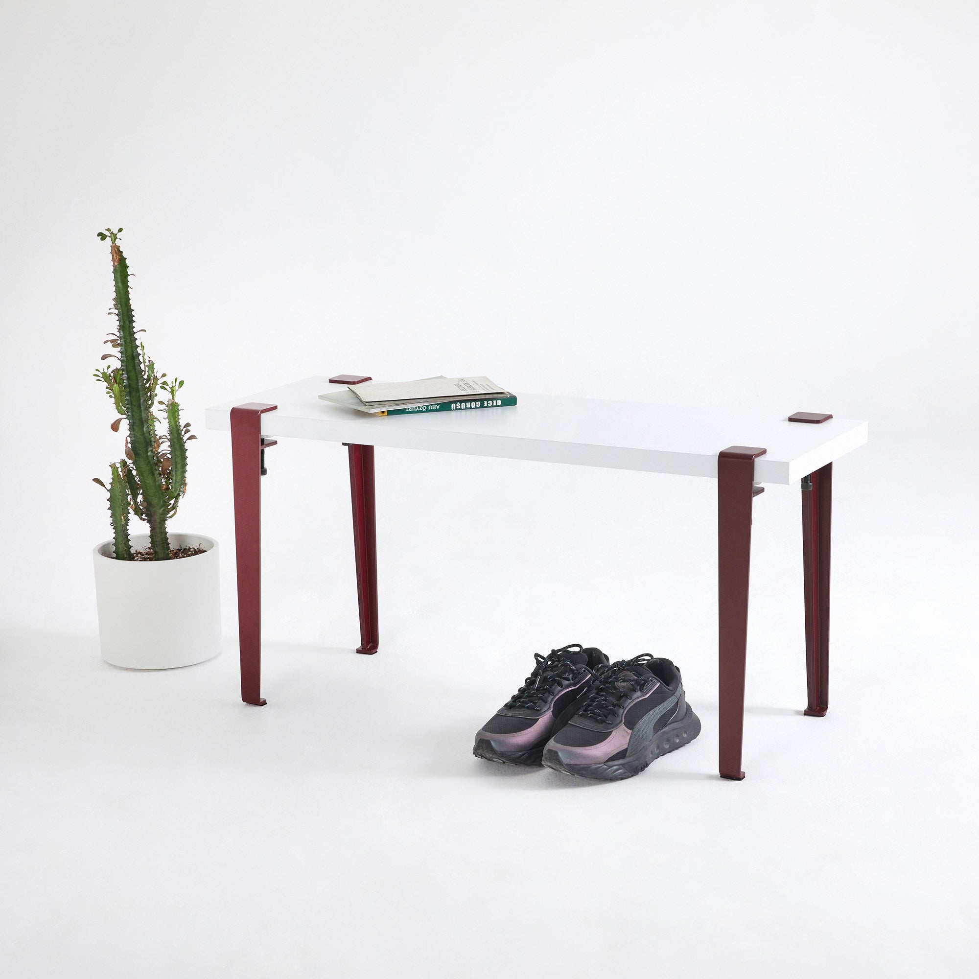 Banco Moderno com Pernas de Aço - Montagem Rápida e Fácil - Disponível em Branco e Bordeaux