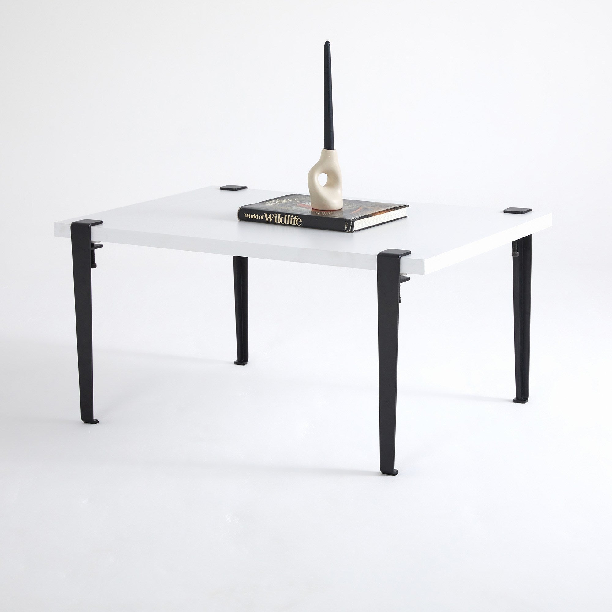 Mesa de Centro Moderna com Pernas de Aço - Montagem Rápida e Fácil - 90x60cm Branco e Preto