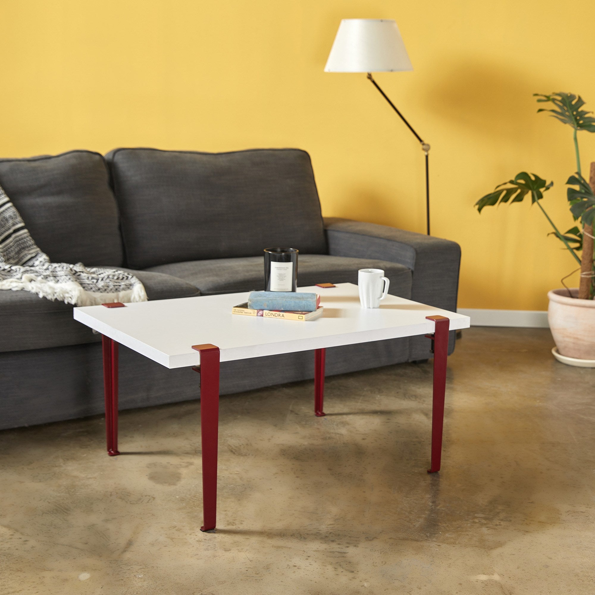 Mesa de Centro Branca e Bordeaux com Pernas de Aço - Montagem Rápida e Fácil 90x60cm