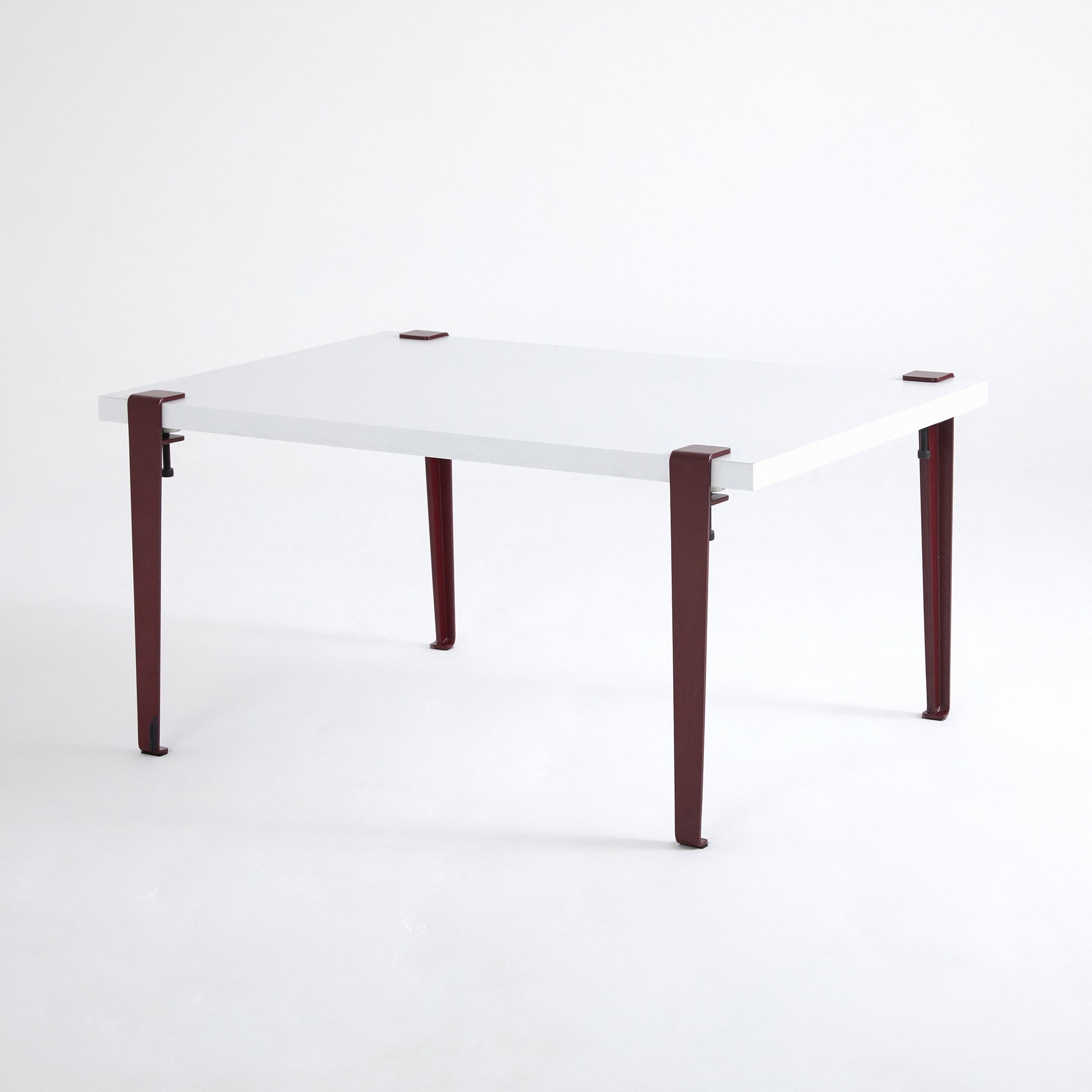Mesa de Centro Branca e Bordeaux com Pernas de Aço - Montagem Rápida e Fácil 90x60cm
