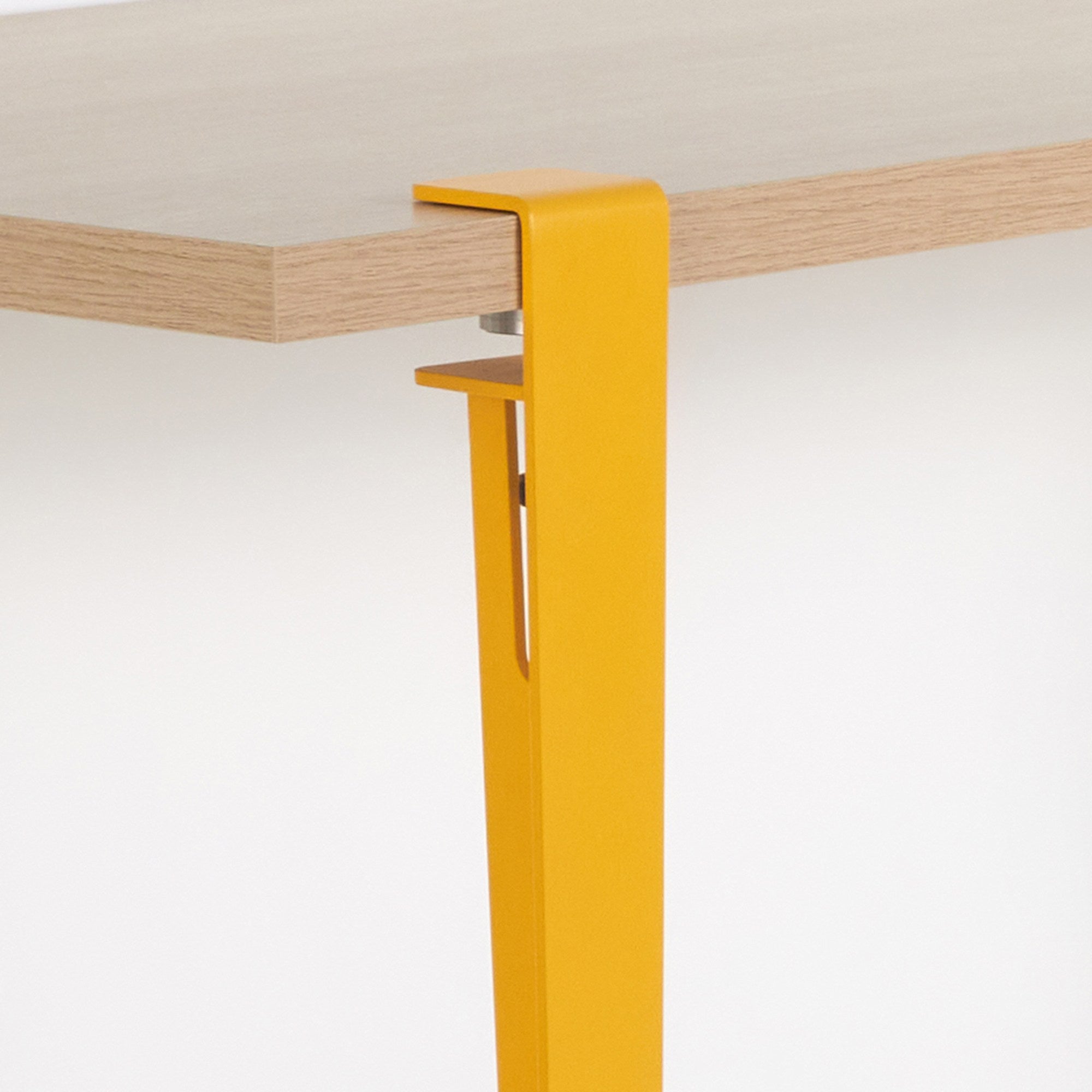 Mesa de Jantar Amarela em Madeira com Pernas de Aço - Montagem Rápida e Fácil 150x75cm