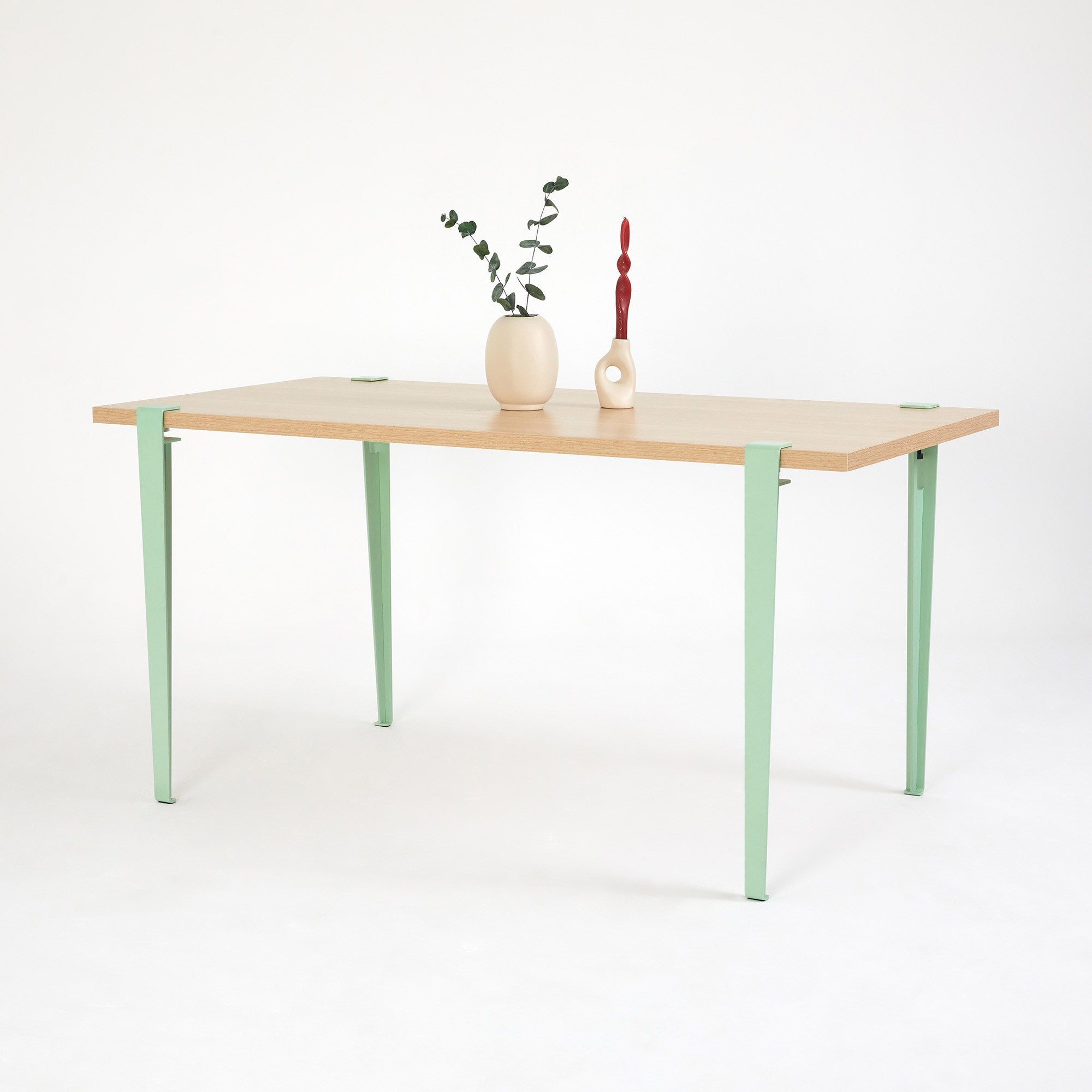Mesa de Jantar Moderna em Verde Menta com Pernas de Aço - 150cm x 75cm, Montagem Rápida e Fácil