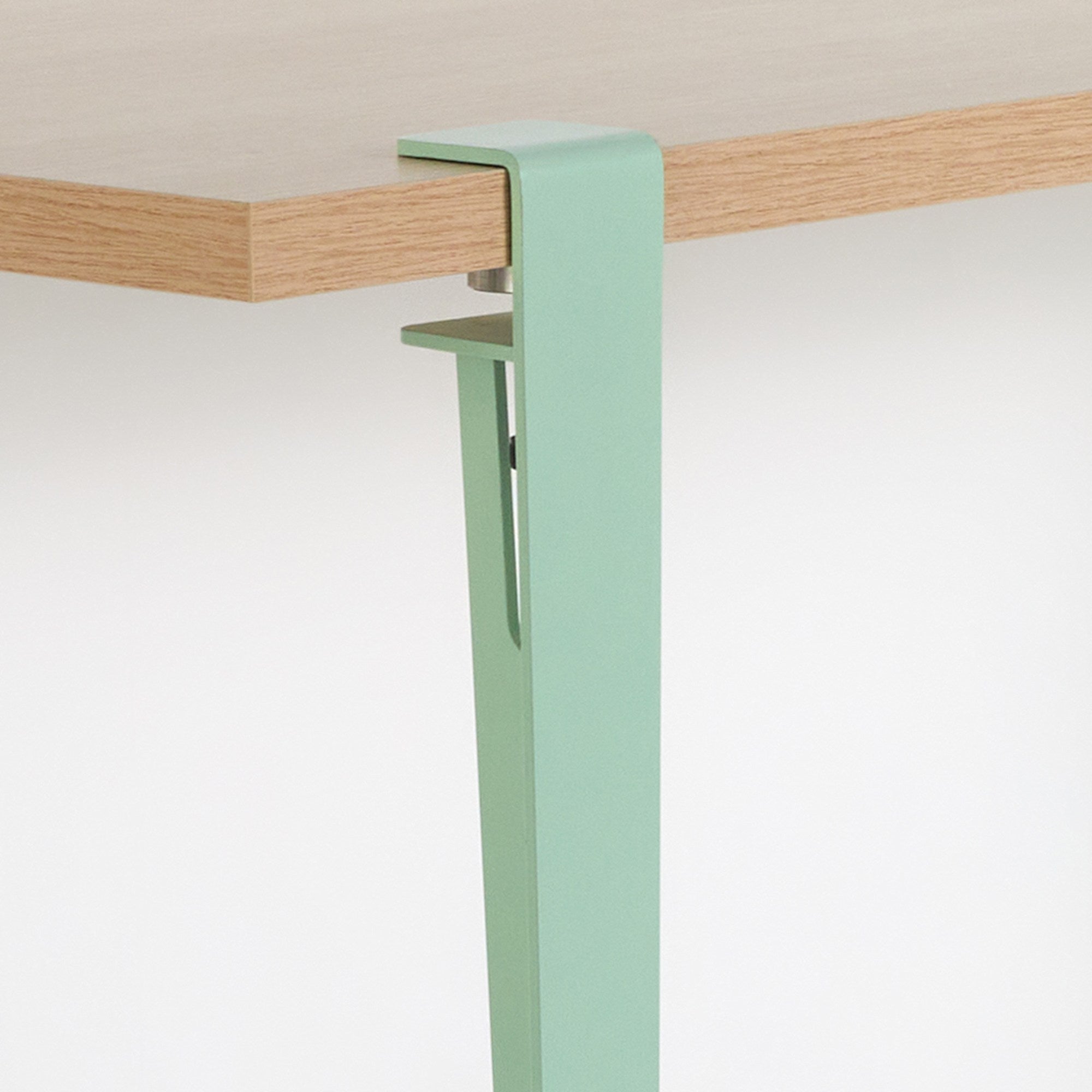 Mesa de Jantar Moderna em Verde Menta com Pernas de Aço - 150cm x 75cm, Montagem Rápida e Fácil